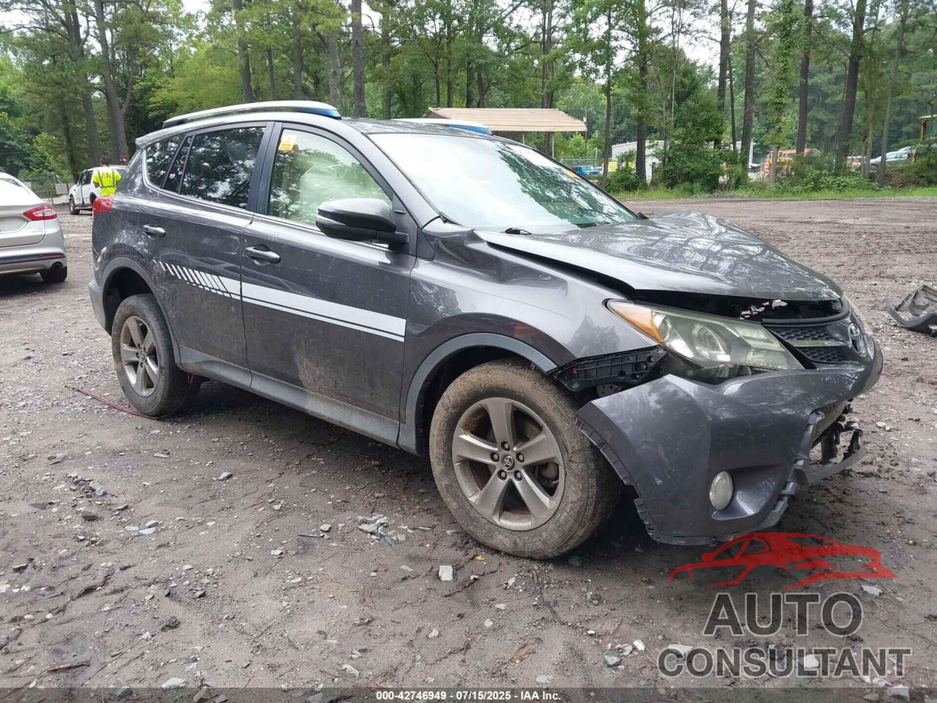 TOYOTA RAV4 2015 - JTMWFREV5FJ052826