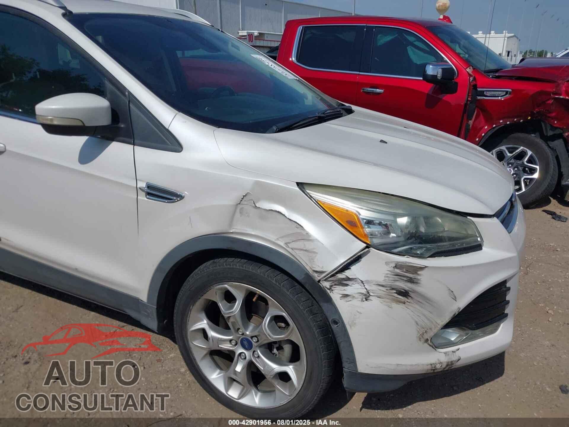 FORD ESCAPE 2016 - 1FMCU0J96GUA96889