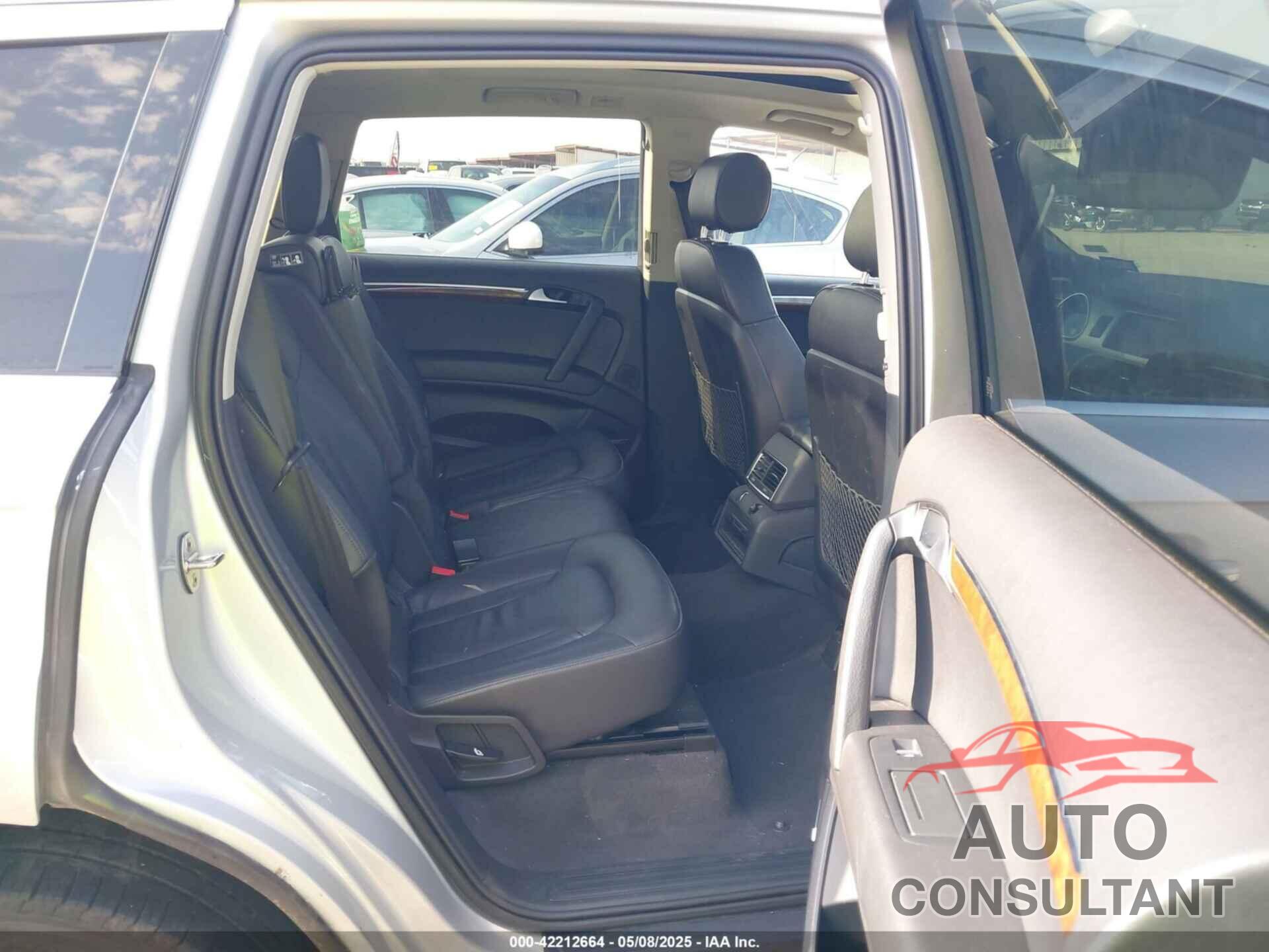 AUDI Q7 2014 - WA1LGAFE8ED007158