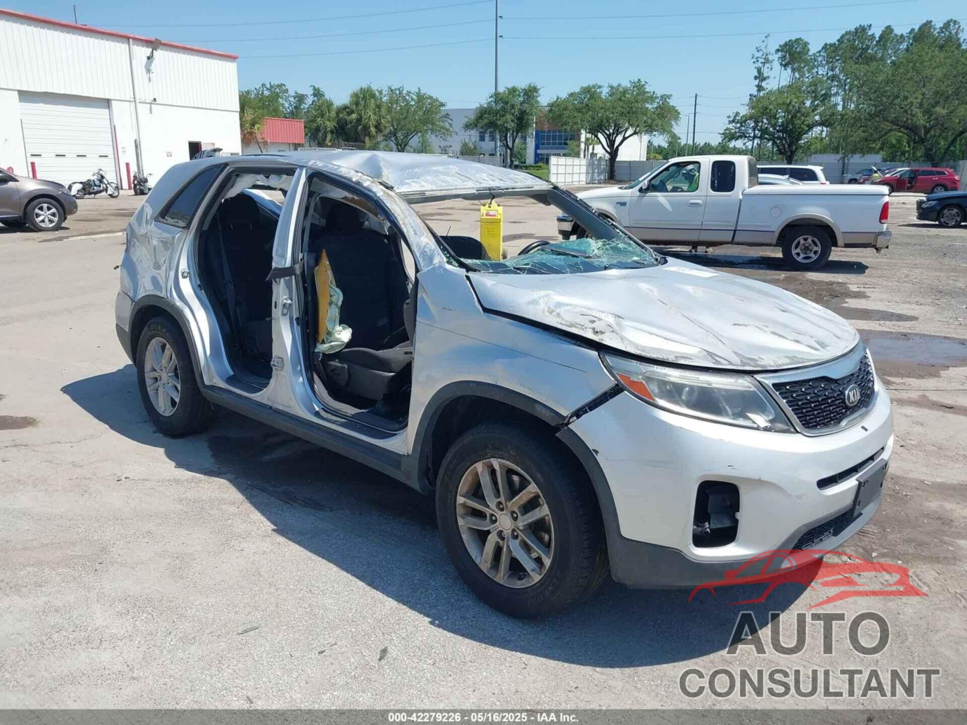 KIA SORENTO 2014 - 5XYKT3A68EG444233