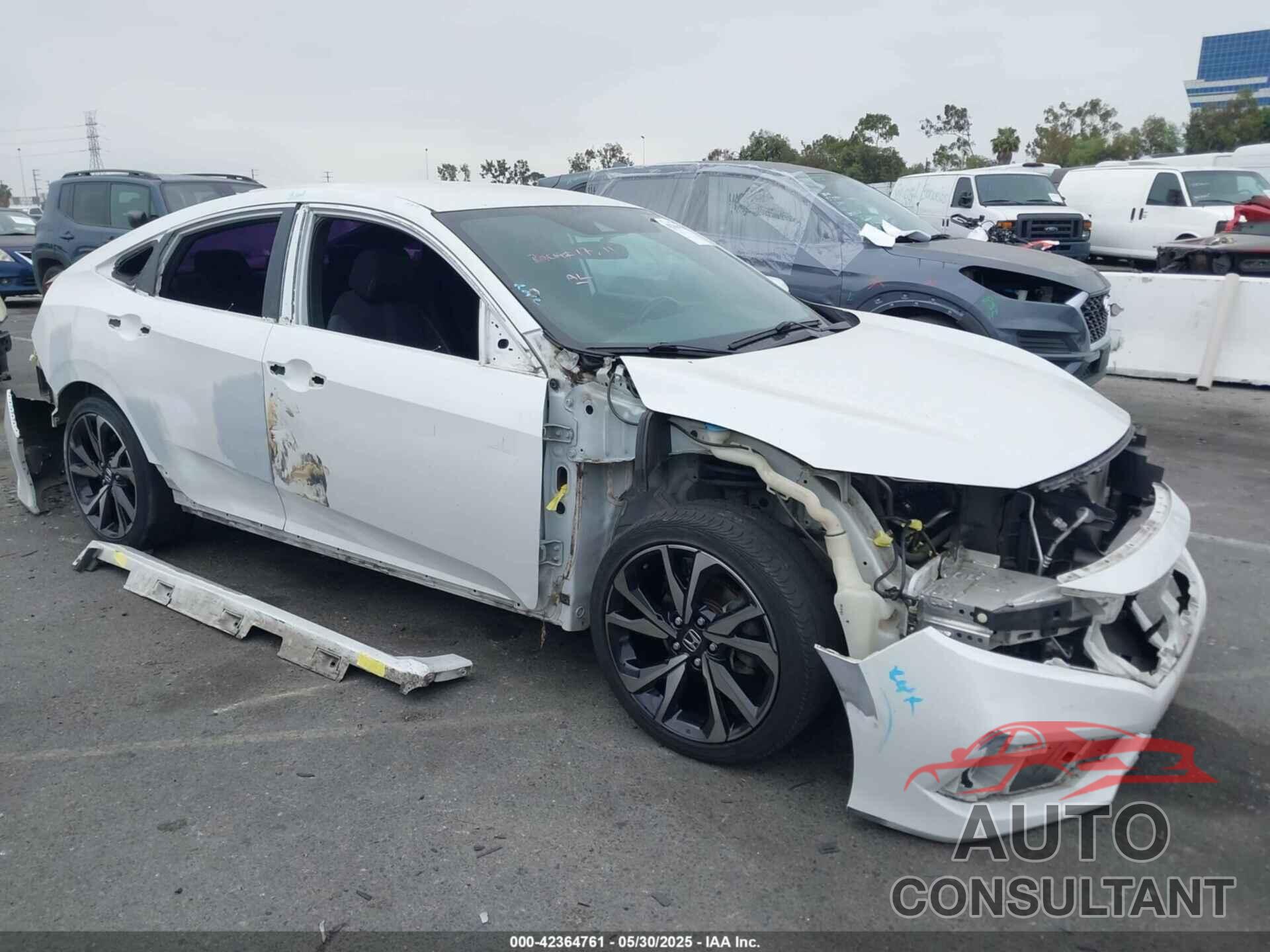 HONDA CIVIC 2019 - 2HGFC2F82KH539469