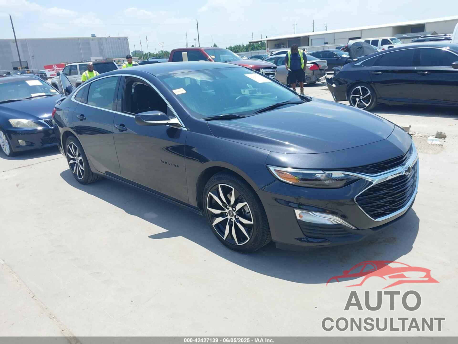 CHEVROLET MALIBU 2023 - 1G1ZG5STOPF243234