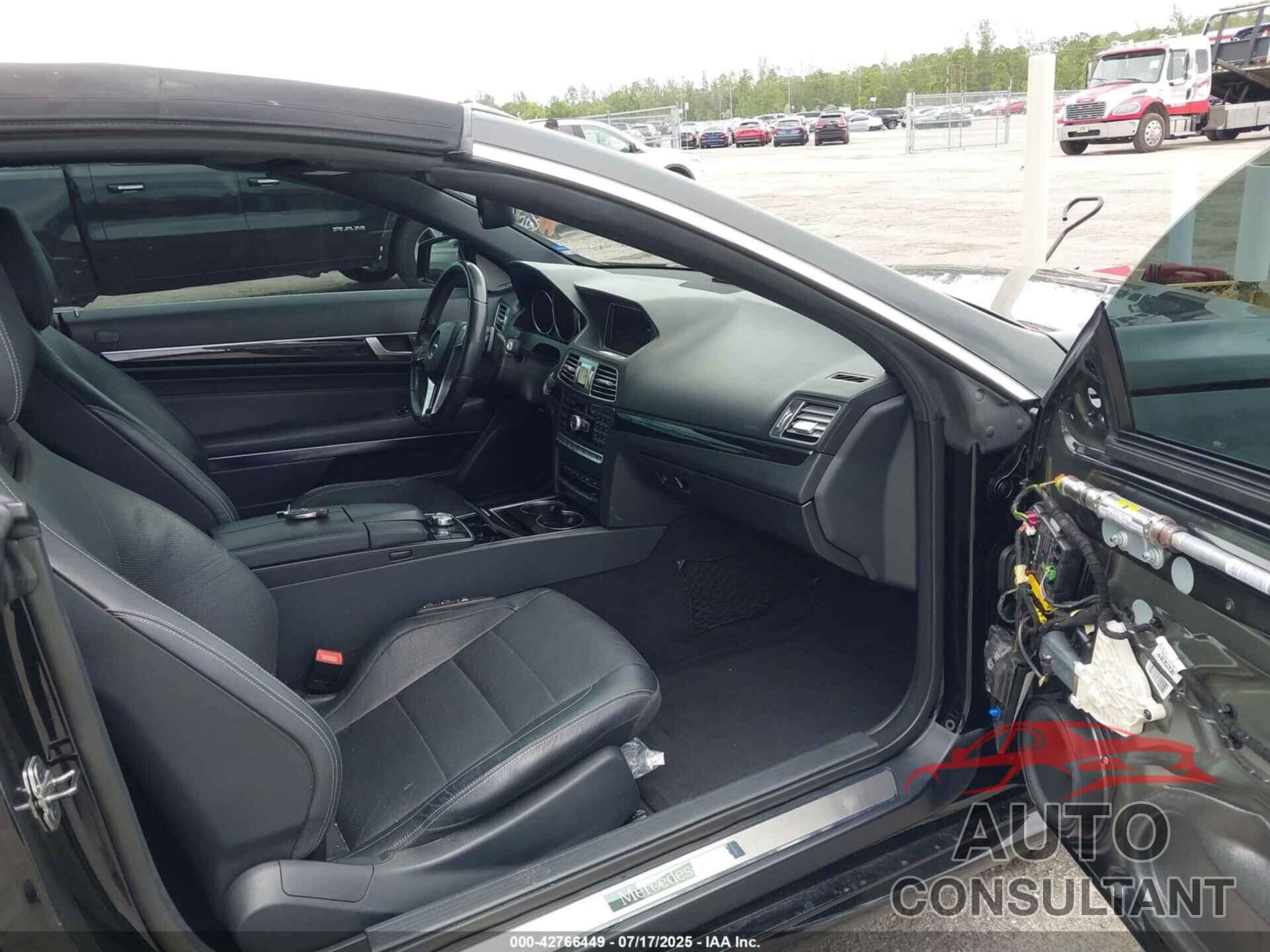 MERCEDES-BENZ E 550 2015 - WDDKK7DF7FF305095