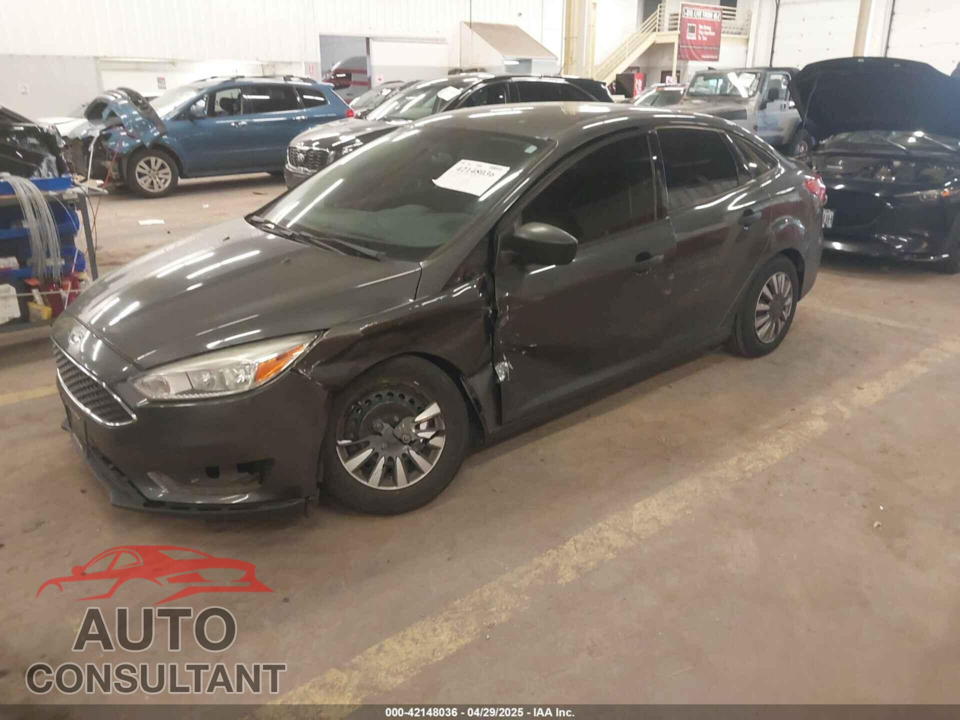 FORD FOCUS 2015 - 1FADP3E29FL275775