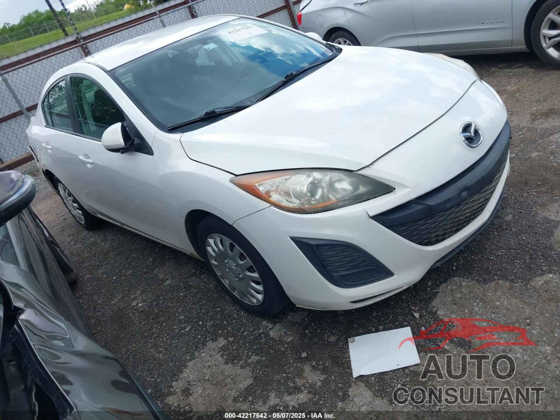 MAZDA MAZDA3 2011 - JM1BL1UF8B1437715