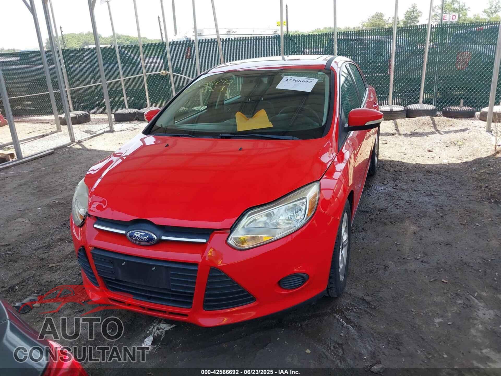 FORD FOCUS 2014 - 1FADP3F27EL107212