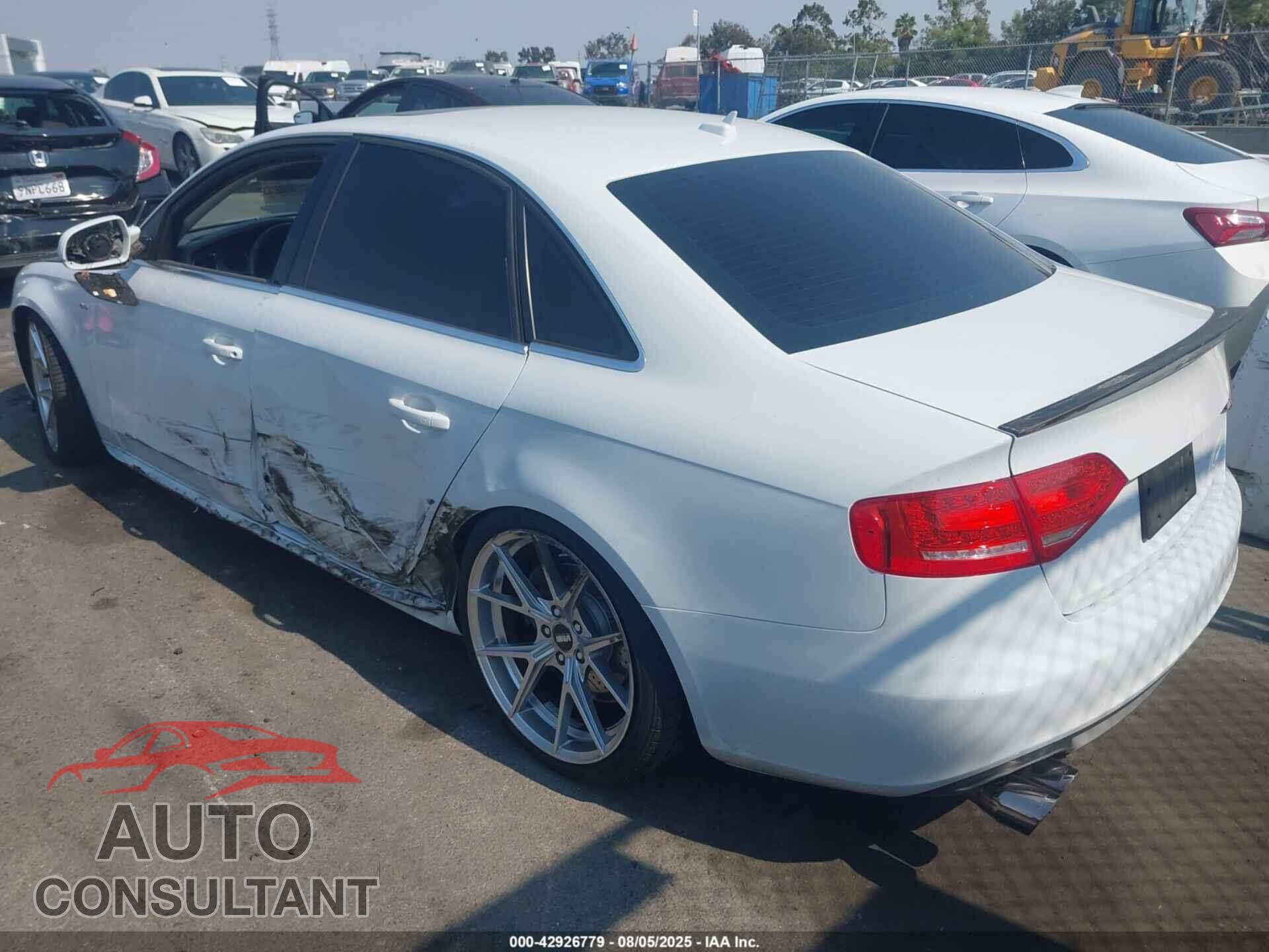 AUDI A4 2012 - WAUEFAFL9CA117227