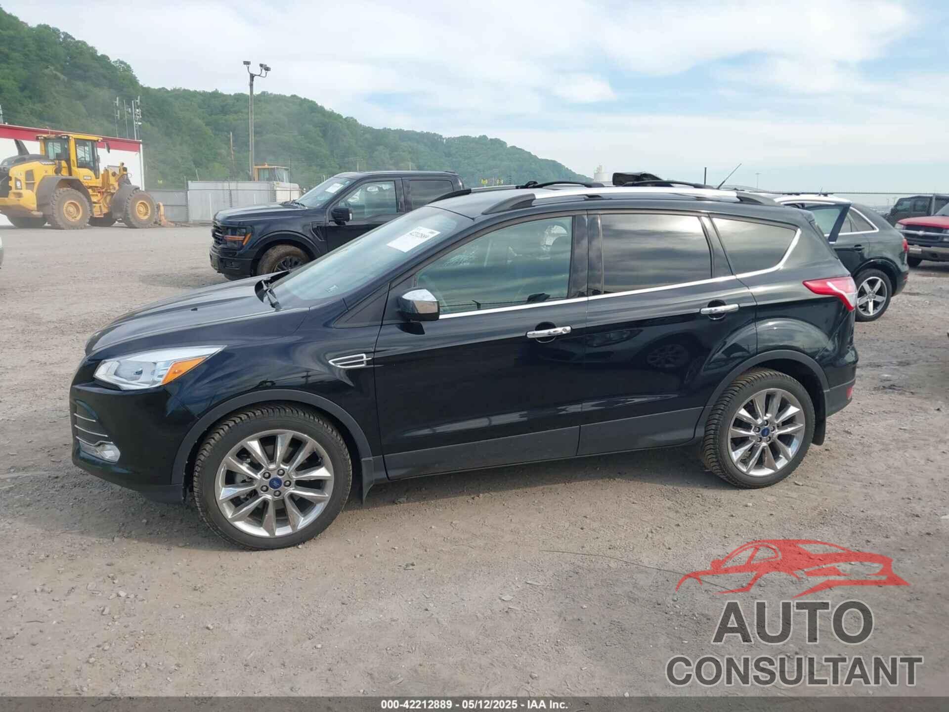 FORD ESCAPE 2016 - 1FMCU9G90GUB05288