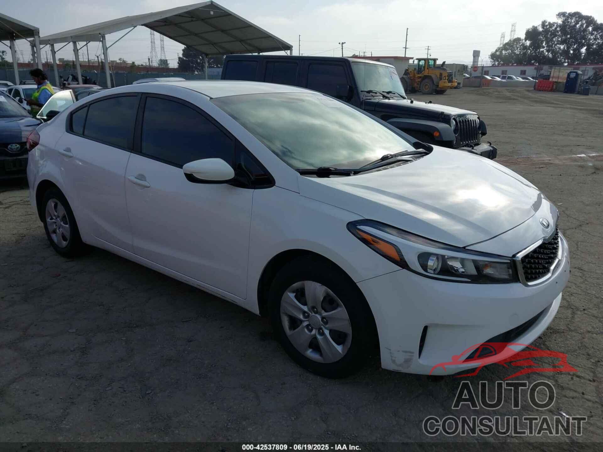 KIA FORTE 2017 - 3KPFK4A78HE112703