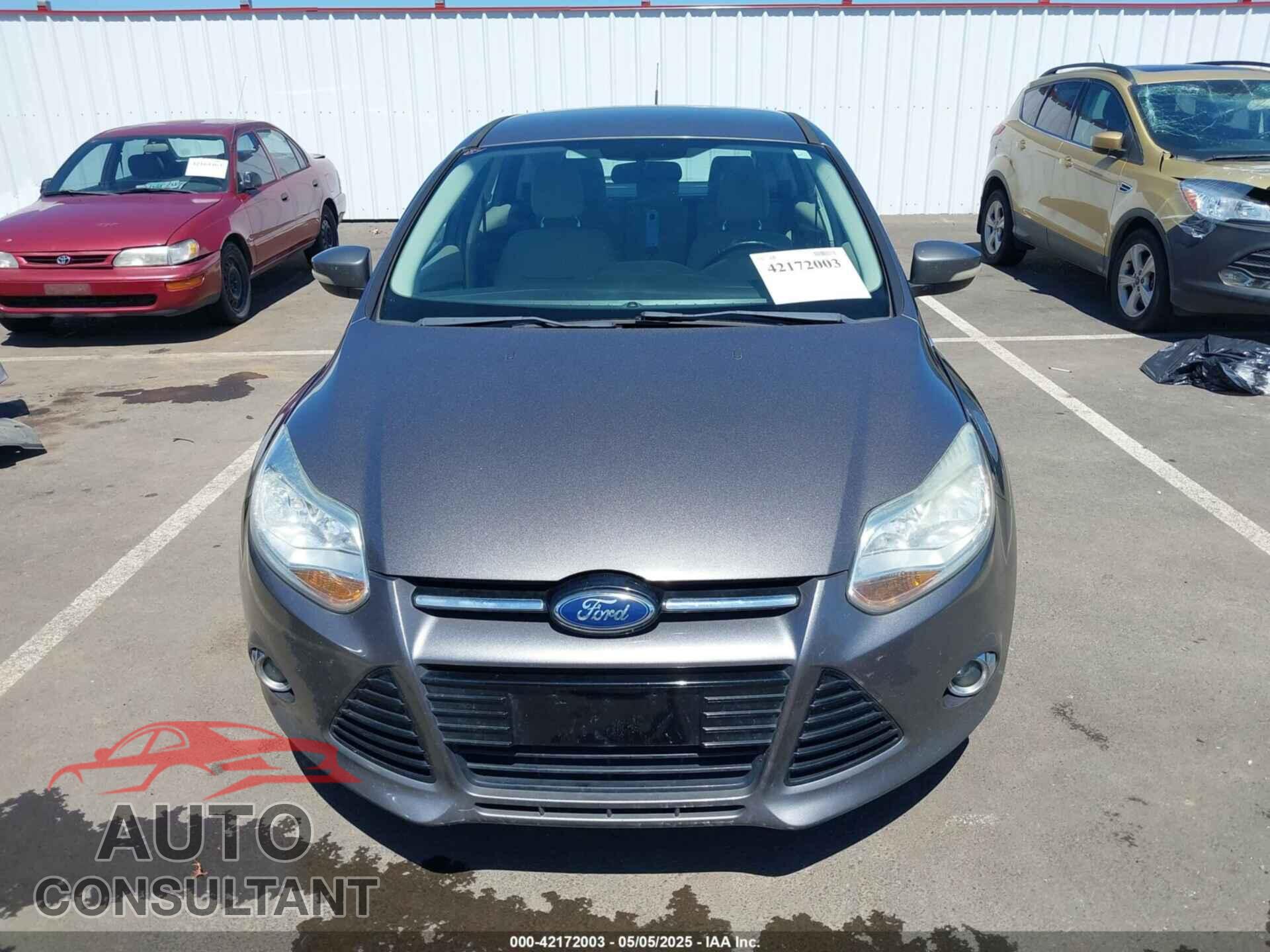 FORD FOCUS 2012 - 1FAHP3M25CL206354