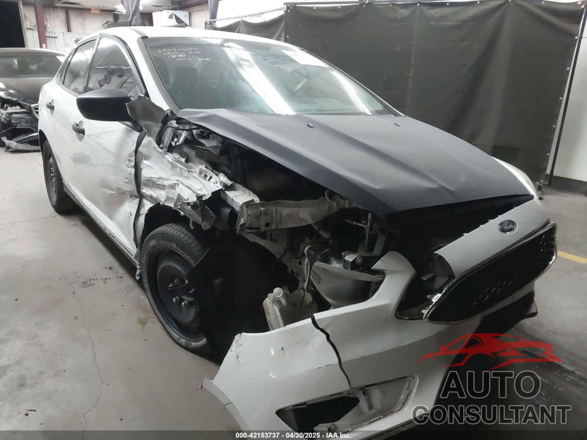 FORD FOCUS 2017 - 1FADP3E27HL230613