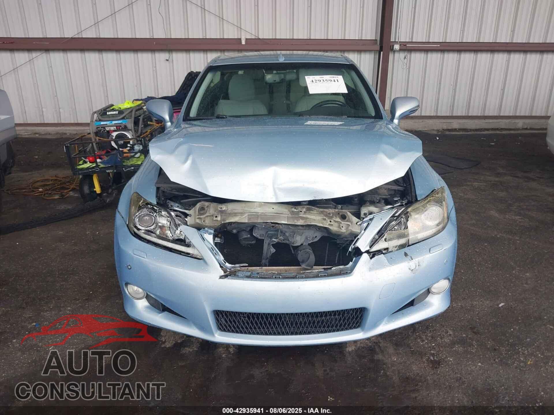 LEXUS IS 250C 2011 - JTHFF2C21B2516231