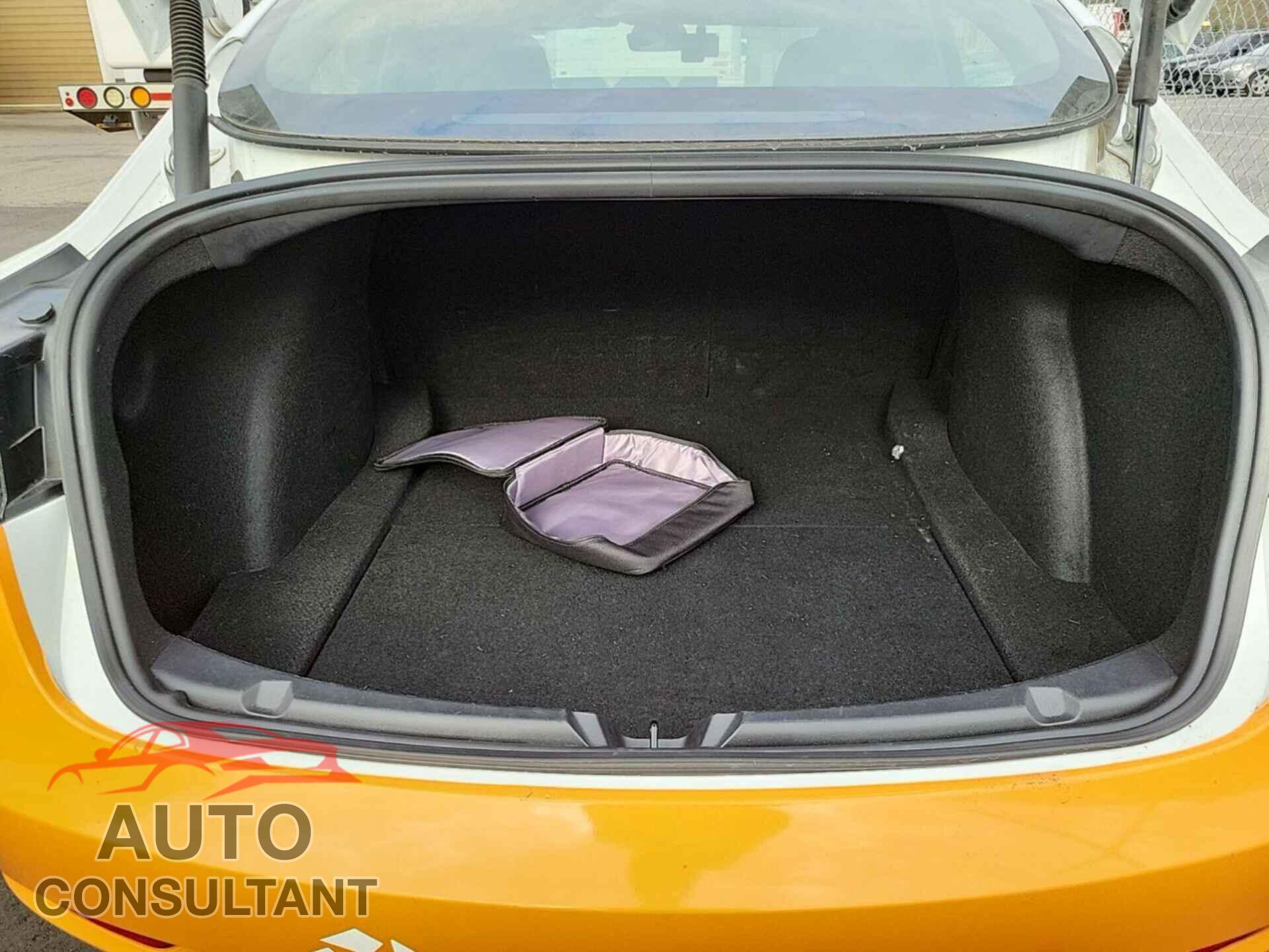 TESLA MODEL 3 2021 - 5YJ3E1EB0MF961736