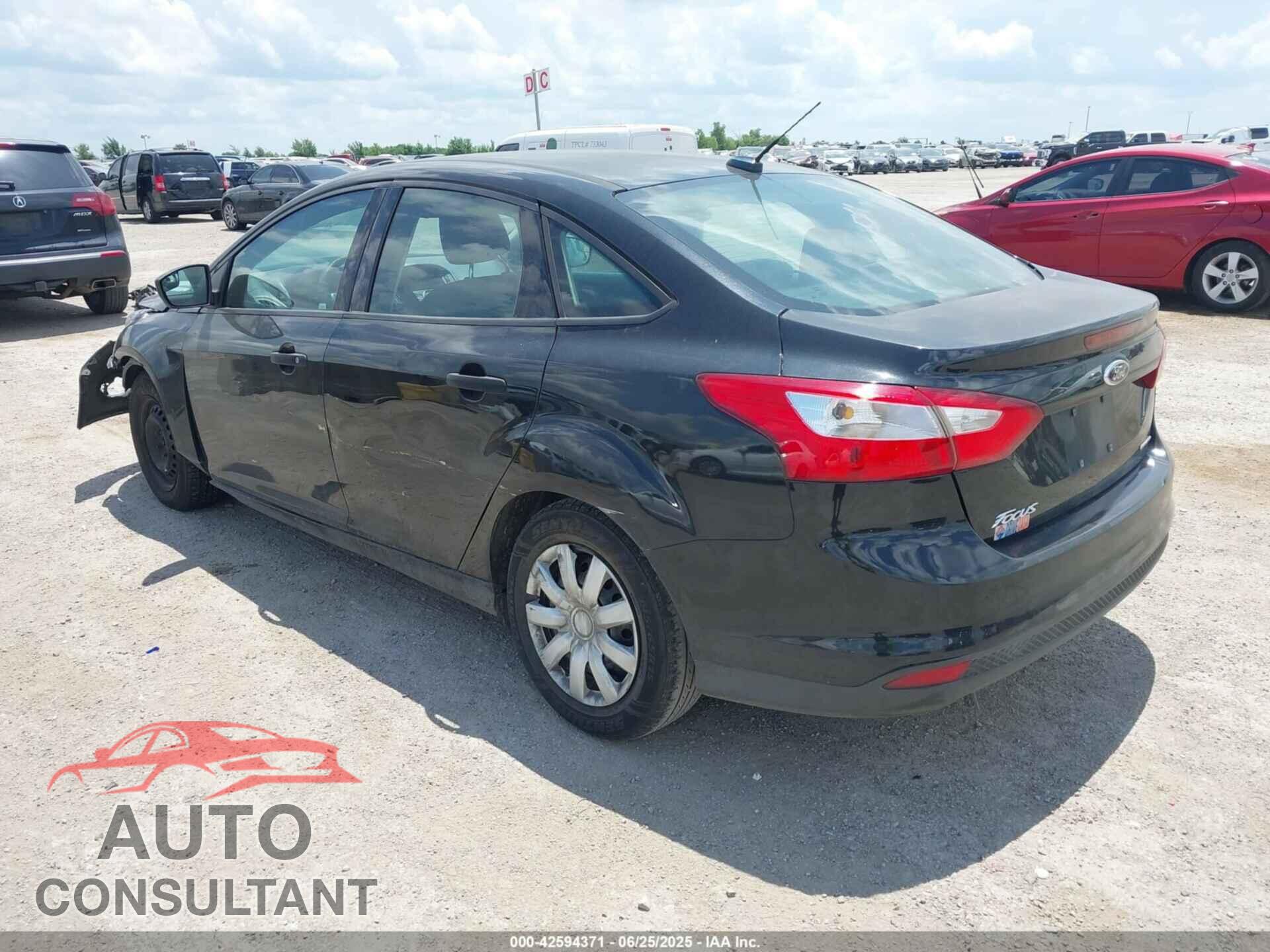 FORD FOCUS 2014 - 1FADP3E2XEL372384