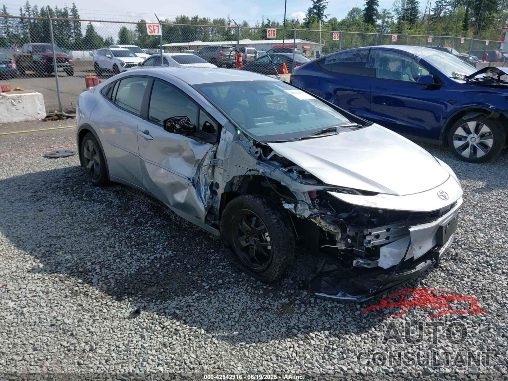 TOYOTA PRIUS 2024 - JTDADABU9R3022430