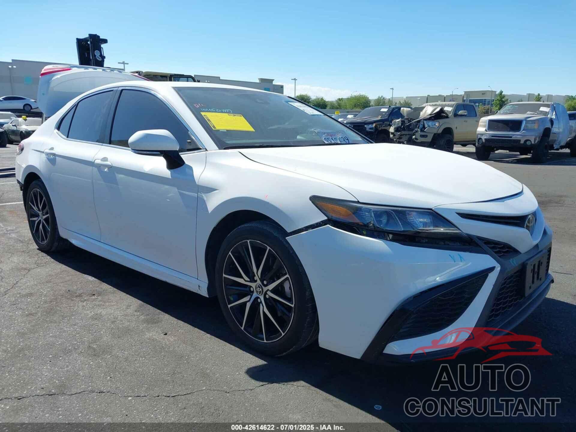 TOYOTA CAMRY 2023 - 4T1G11AK6PU816923