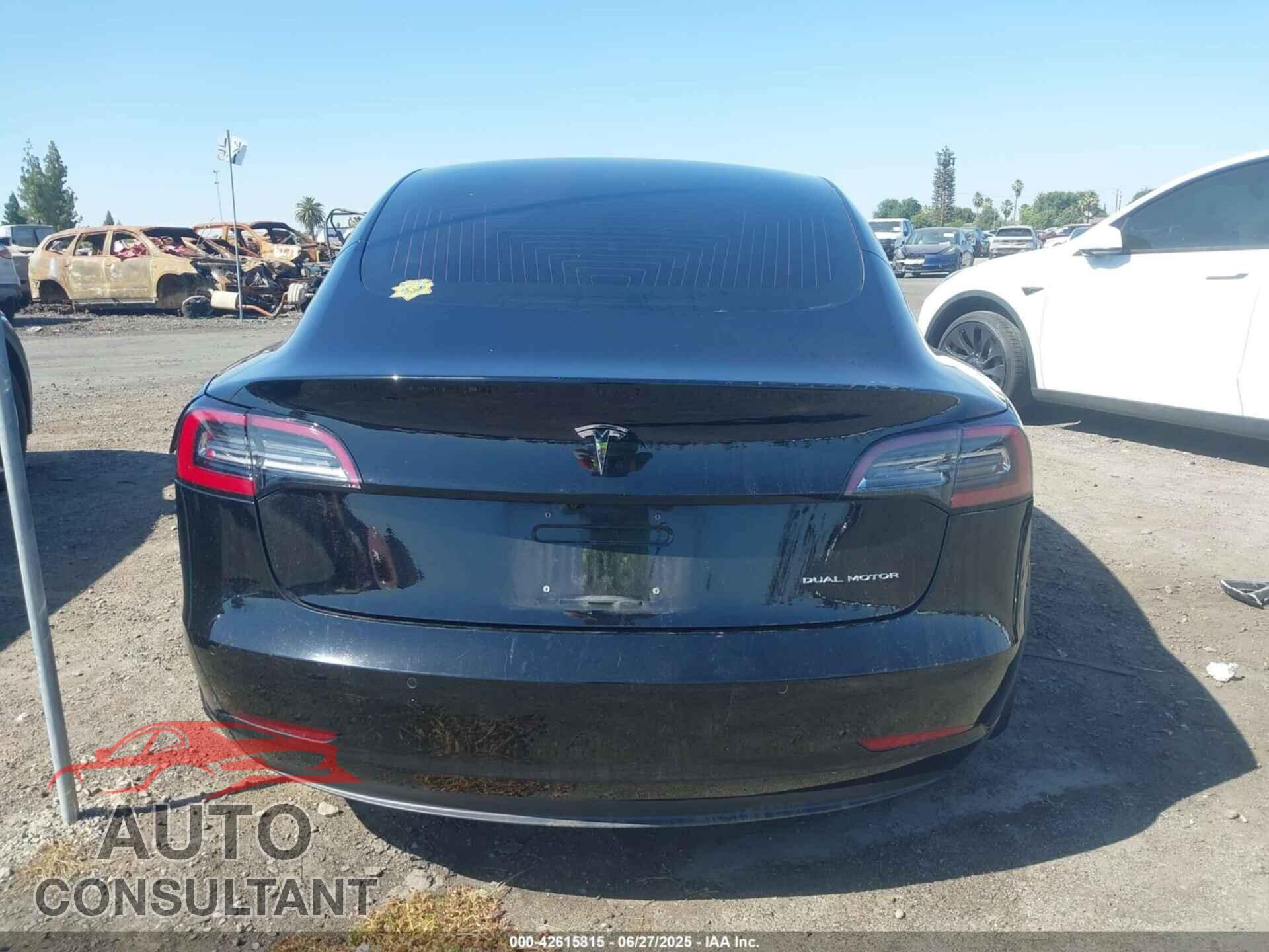 TESLA MODEL 3 2018 - 5YJ3E1EB5JF062995