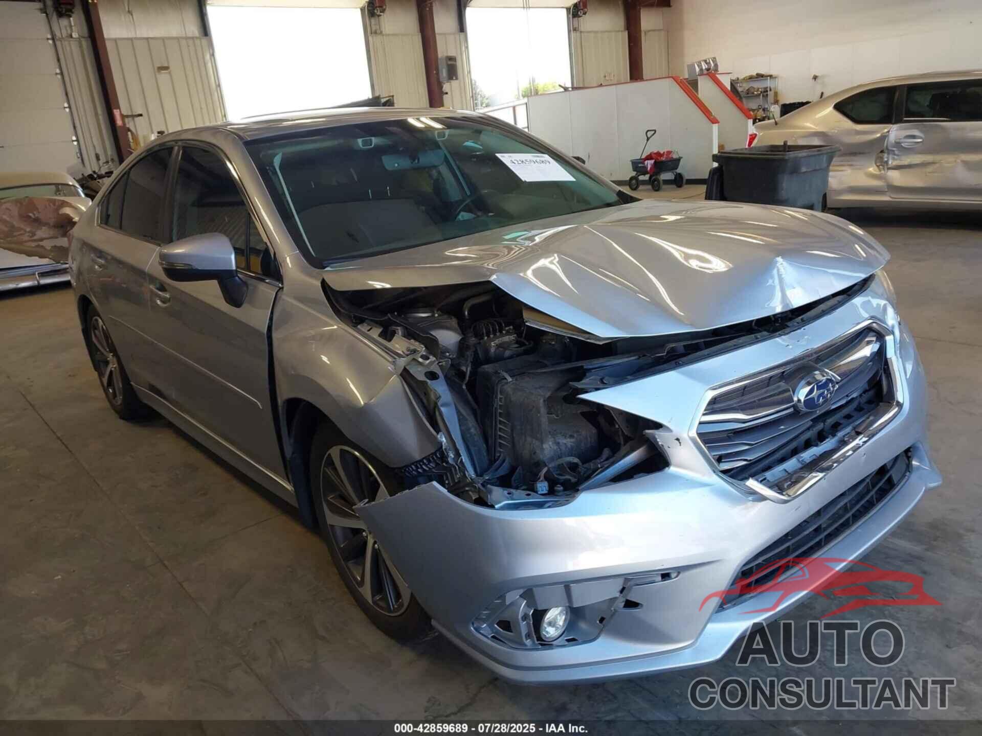 SUBARU LEGACY 2018 - 4S3BNEN64J3033684