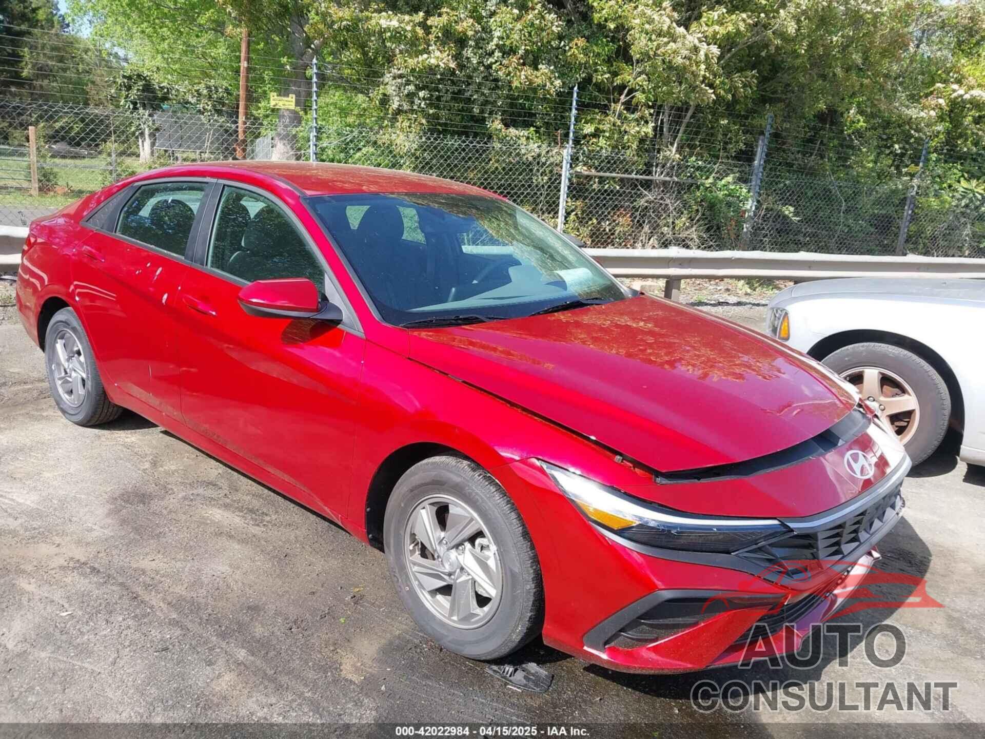 HYUNDAI ELANTRA 2025 - KMHLL4DG8SU938824