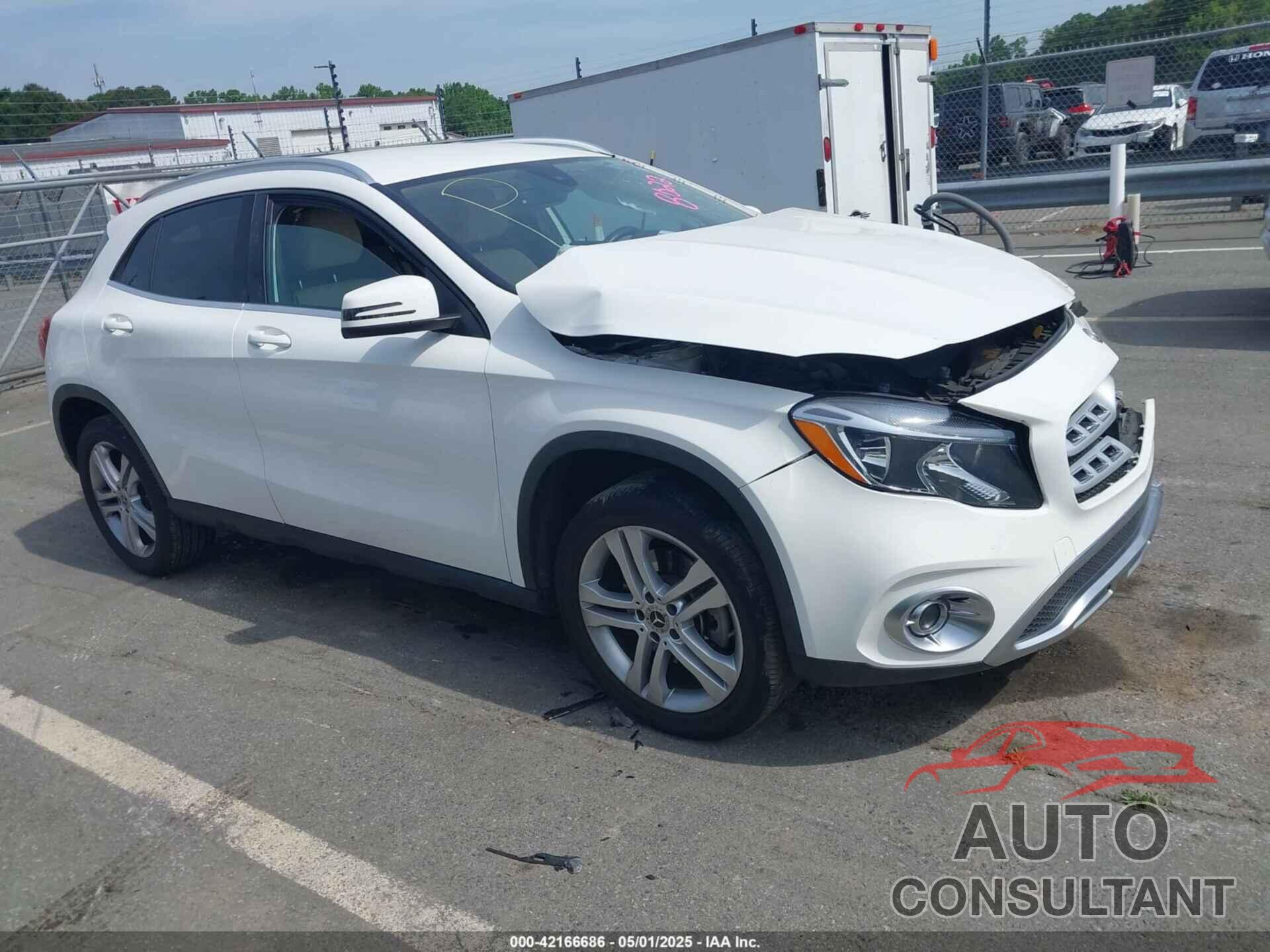 MERCEDES-BENZ GLA 250 2019 - WDCTG4EB4KU008022