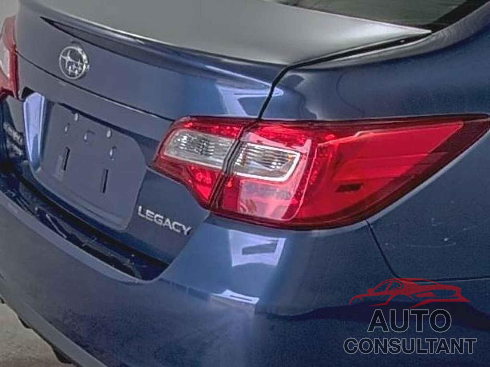 SUBARU LEGACY 2019 - 4S3BNAF61K3038849