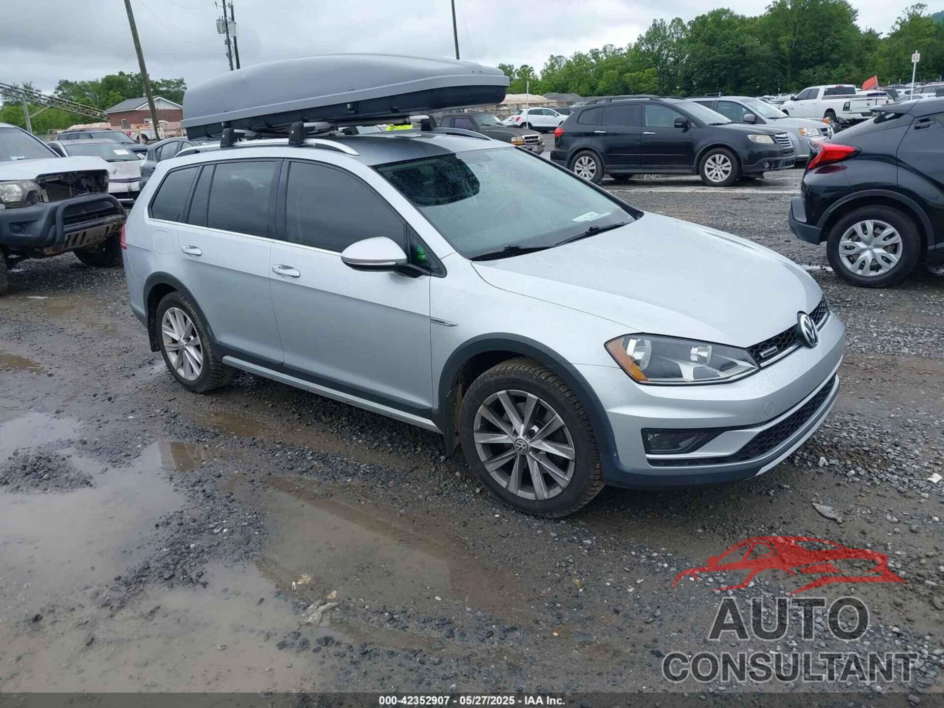 VOLKSWAGEN GOLF ALLTRACK 2017 - 3VWH17AU8HM523184