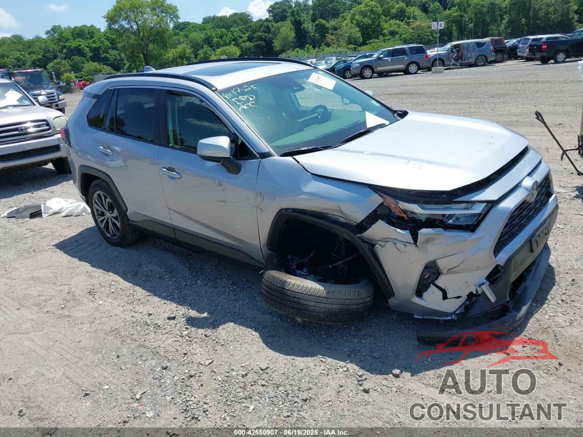 TOYOTA RAV4 HYBRID 2022 - JTMB6RFV1ND063963