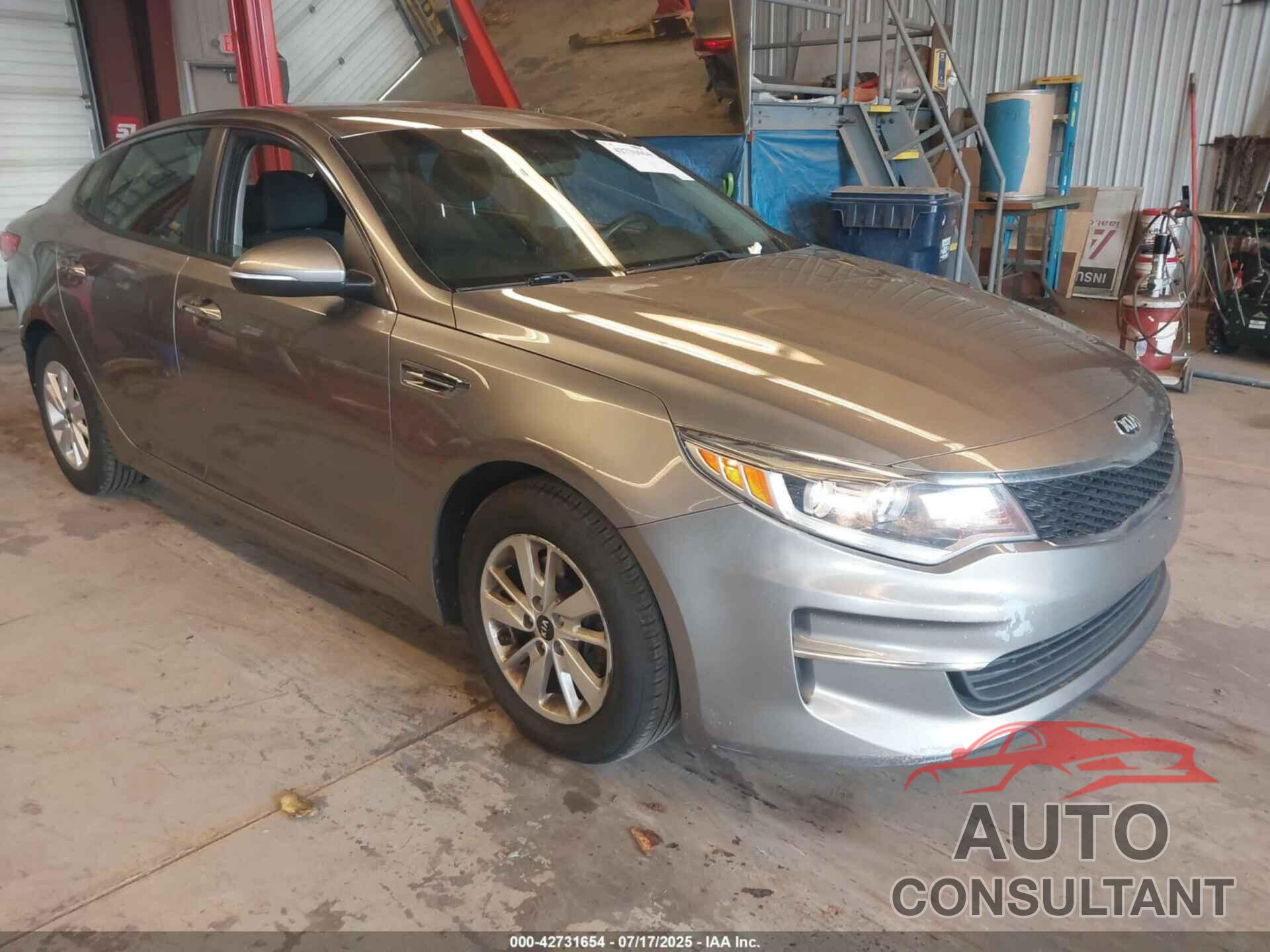 KIA OPTIMA 2017 - 5XXGT4L38HG148958