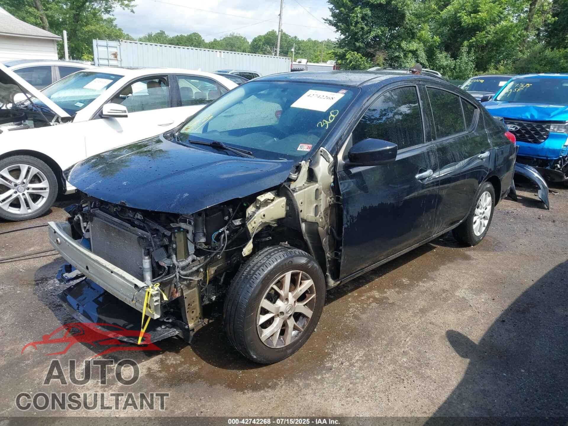 NISSAN VERSA 2019 - 3N1CN7AP3KL869414