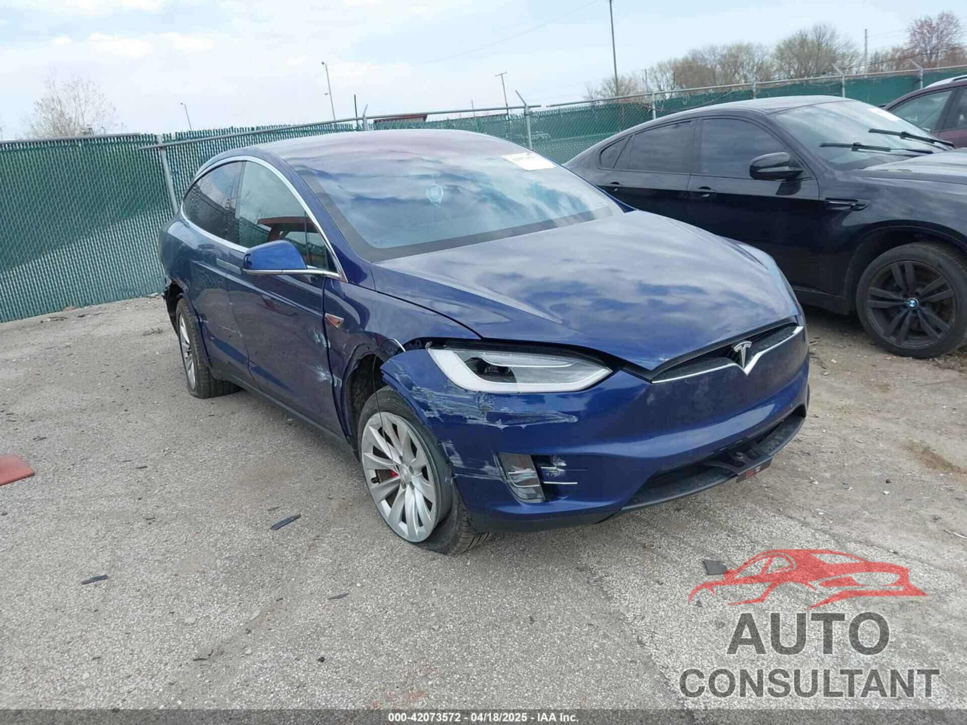 TESLA MODEL X 2016 - 5YJXCAE47GF006901
