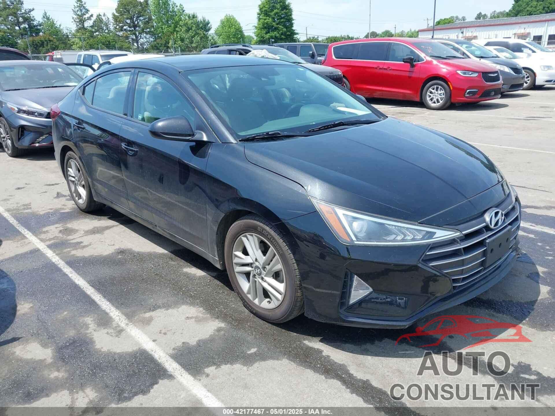 HYUNDAI ELANTRA 2019 - 5NPD84LF0KH427086