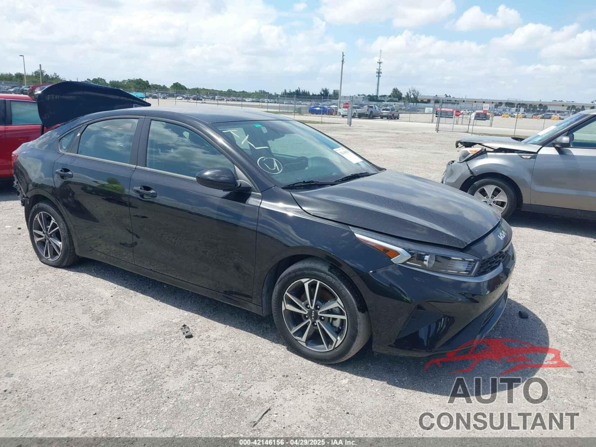 KIA FORTE 2023 - 3KPF24AD9PE643087
