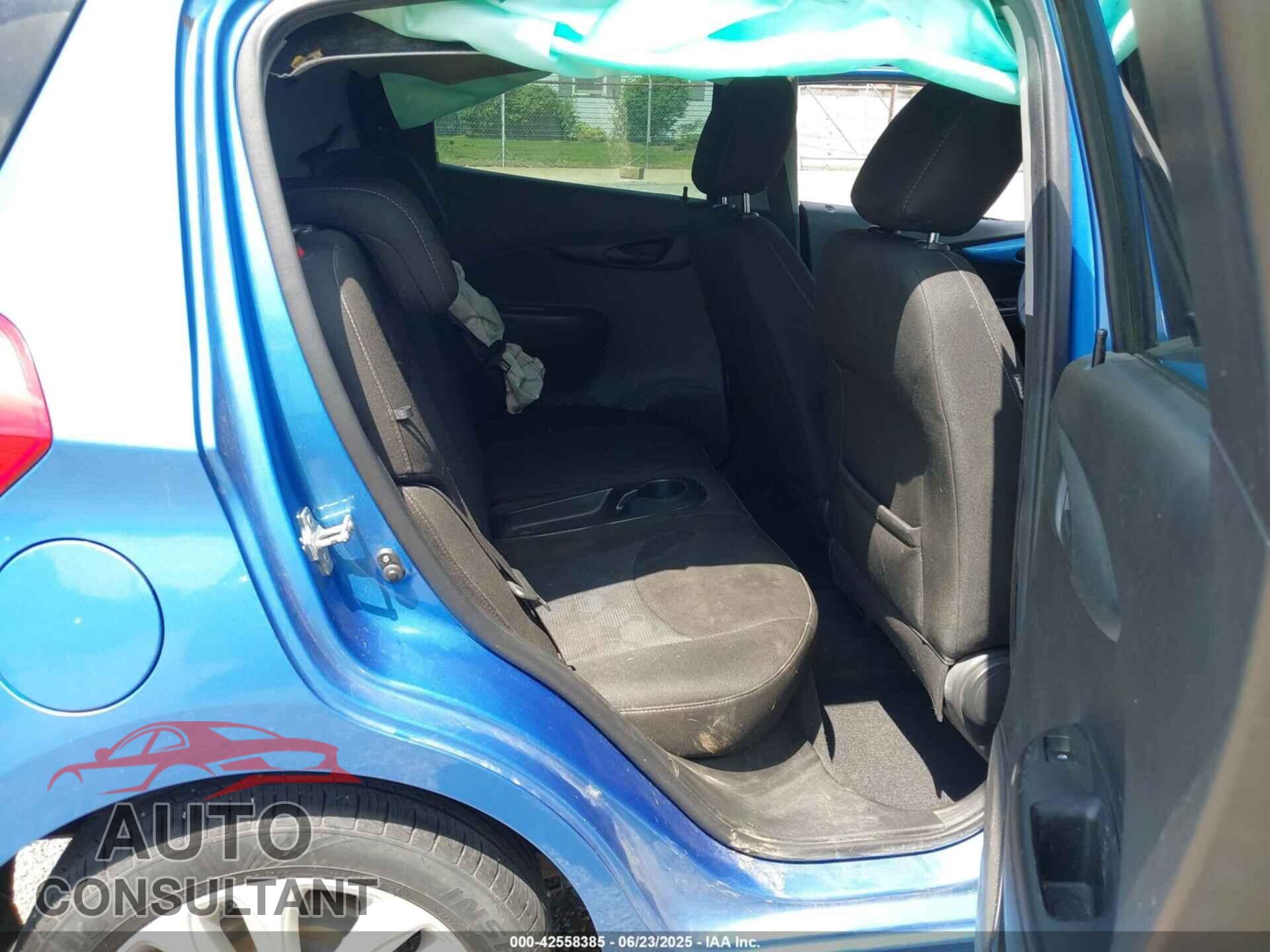 CHEVROLET SPARK 2017 - KL8CD6SA4HC827464