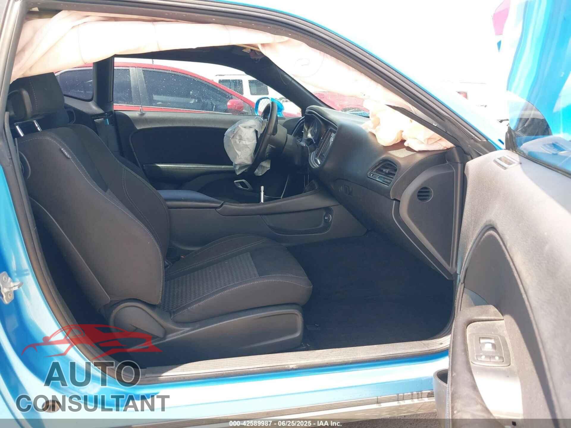 DODGE CHALLENGER 2015 - 2C3CDZAT4FH788238
