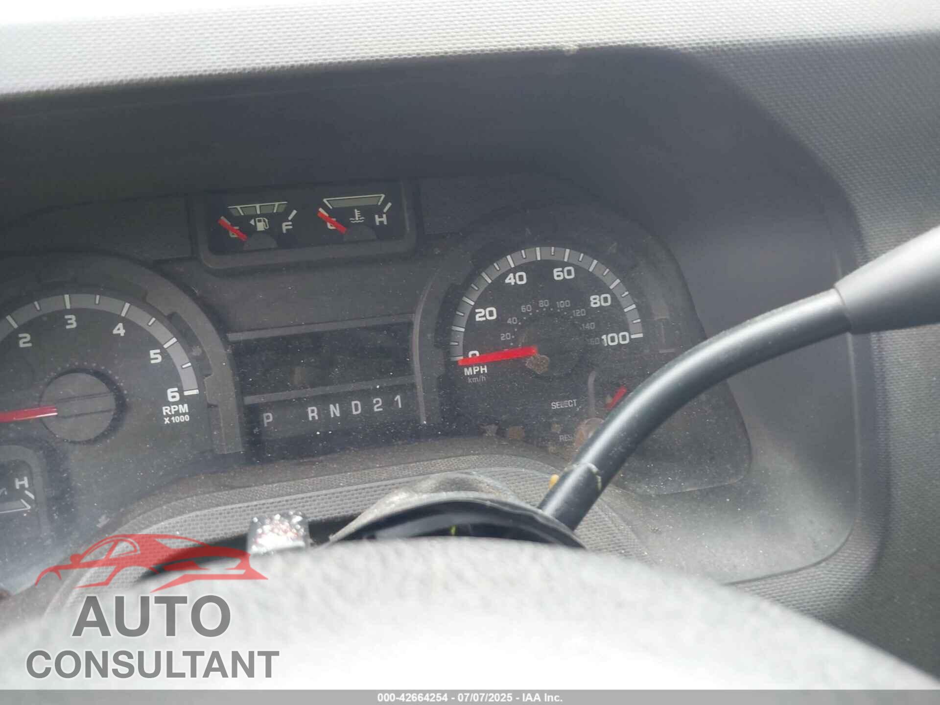 FORD E-350 SUPER DUTY 2012 - 1FBSS3BL8CDA96568
