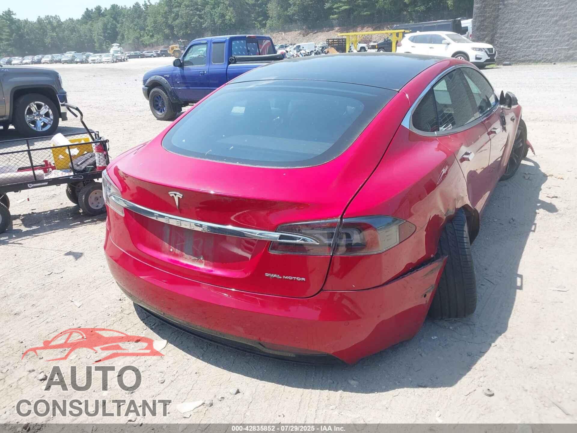 TESLA MODEL S 2020 - 5YJSA1E28LF411156
