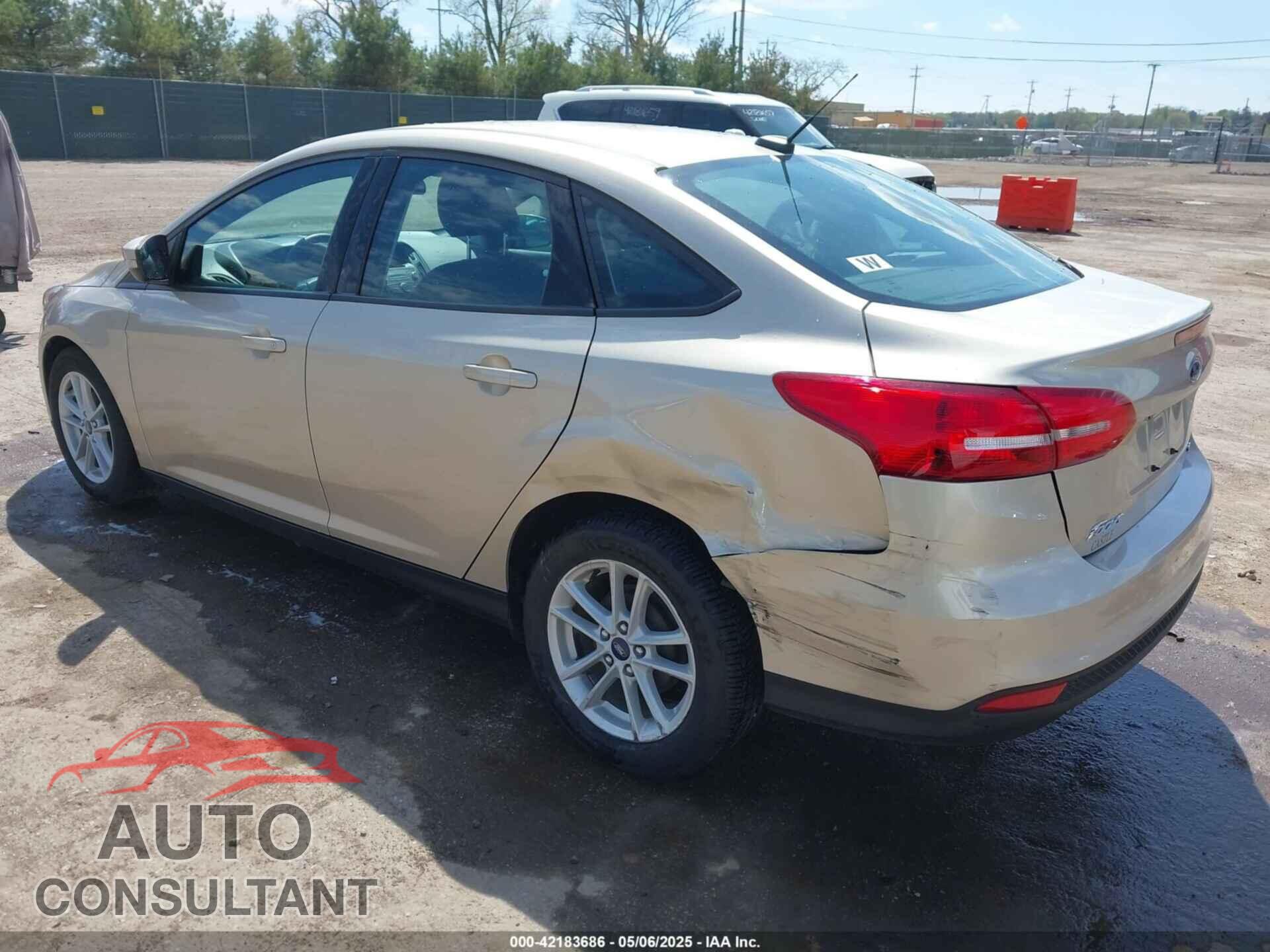 FORD FOCUS 2017 - 1FADP3F29HL229459