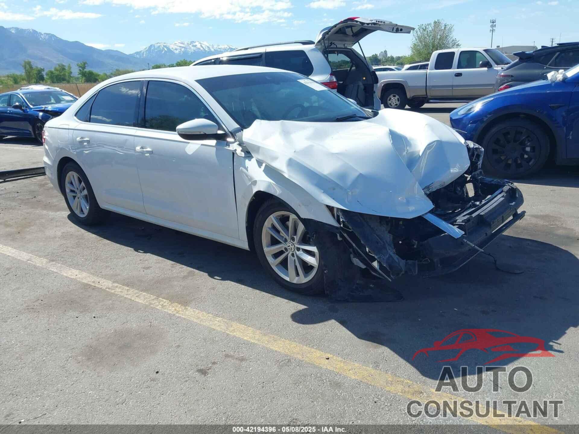 VOLKSWAGEN PASSAT 2020 - 1VWSA7A32LC010911
