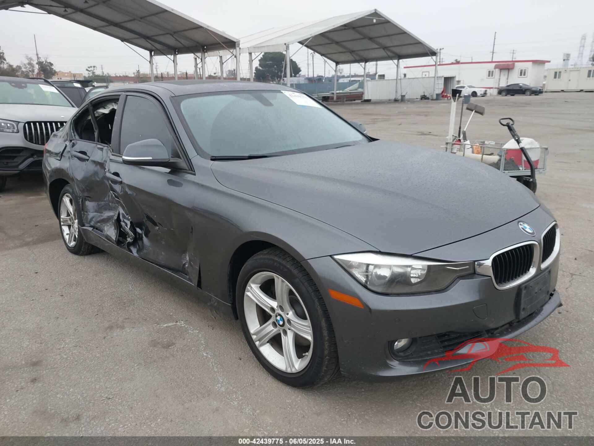 BMW 328I 2015 - WBA3C1C5XFK123459