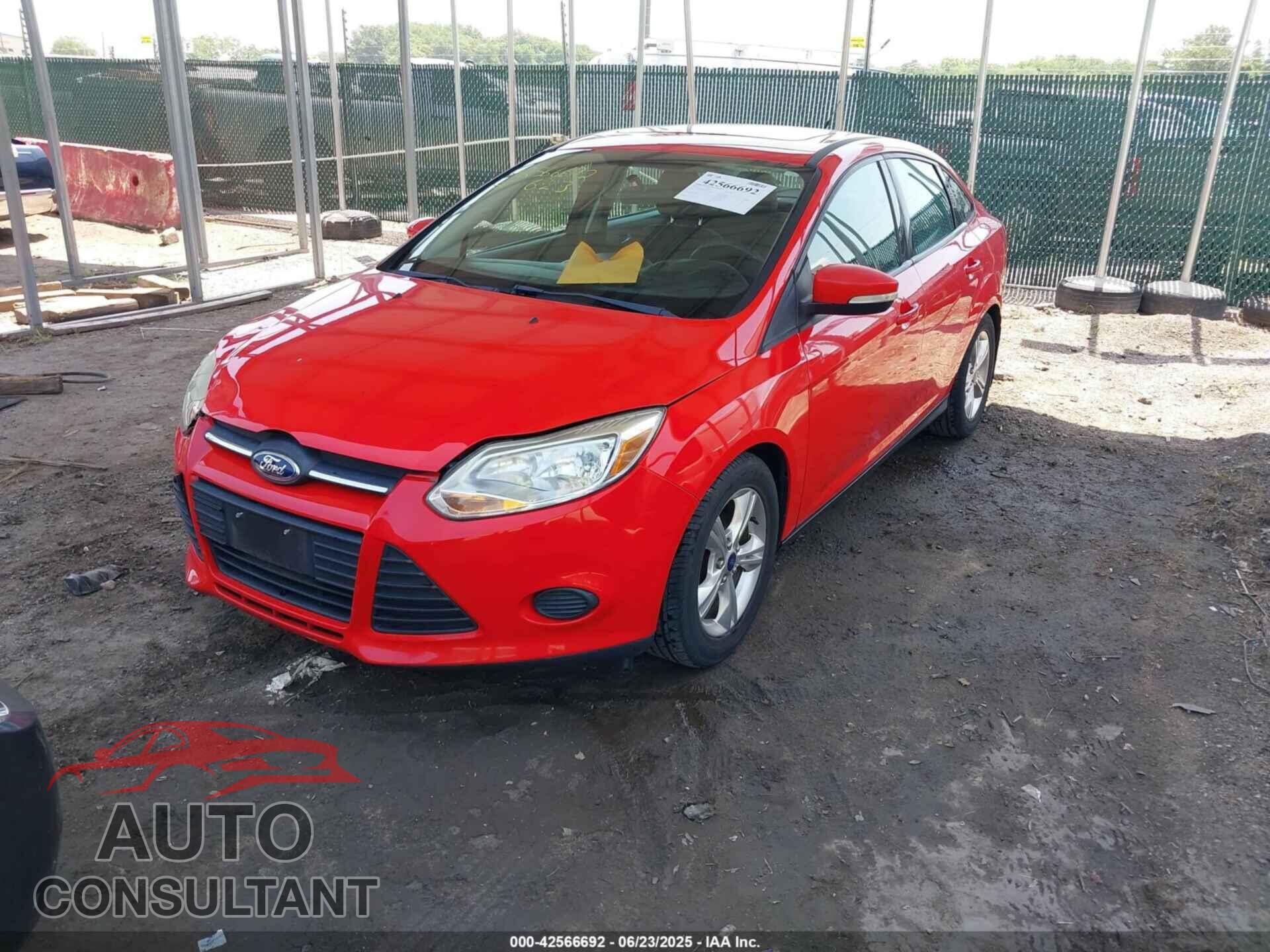 FORD FOCUS 2014 - 1FADP3F27EL107212