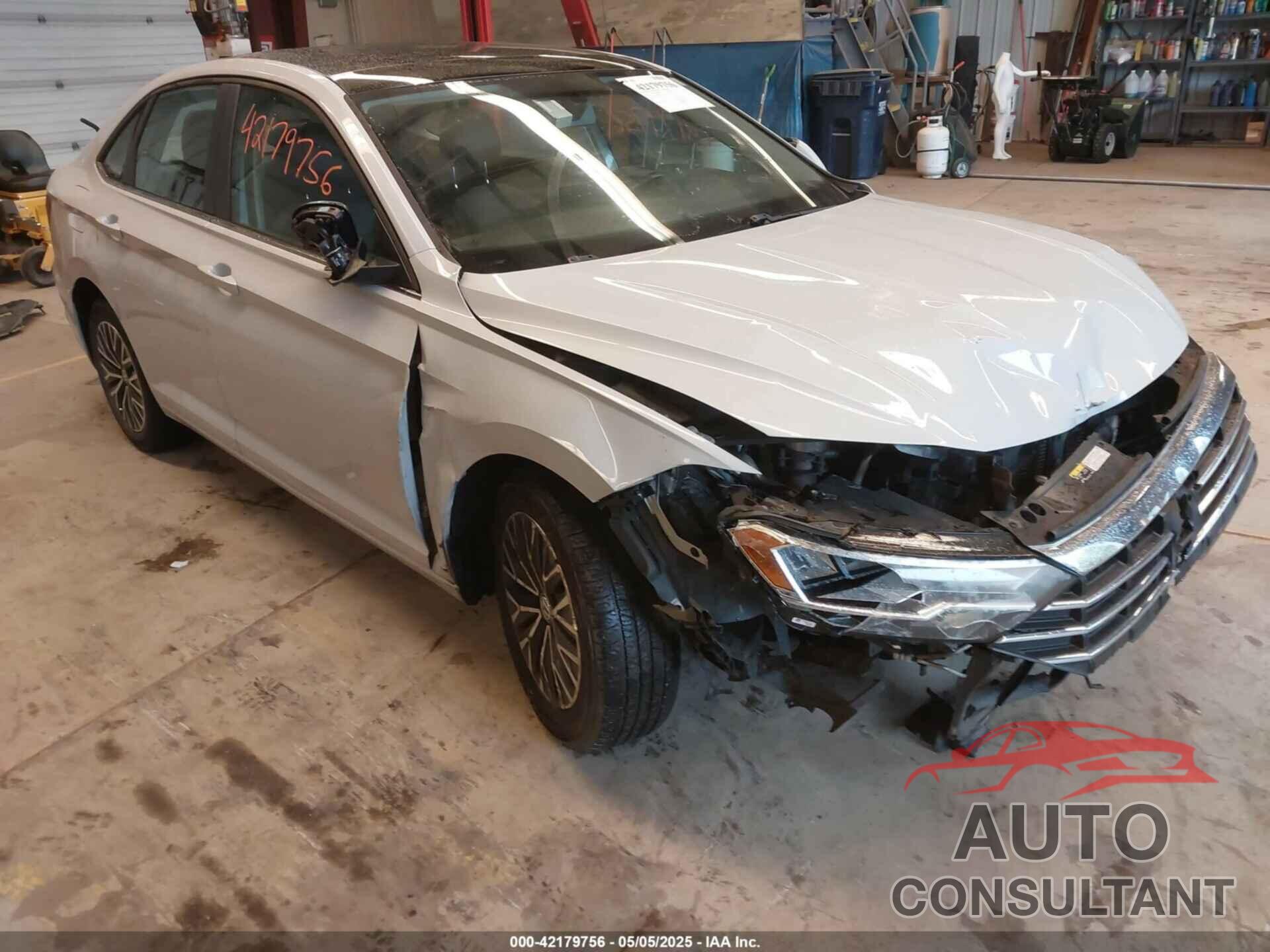 VOLKSWAGEN JETTA 2019 - 3VWC57BU8KM094858