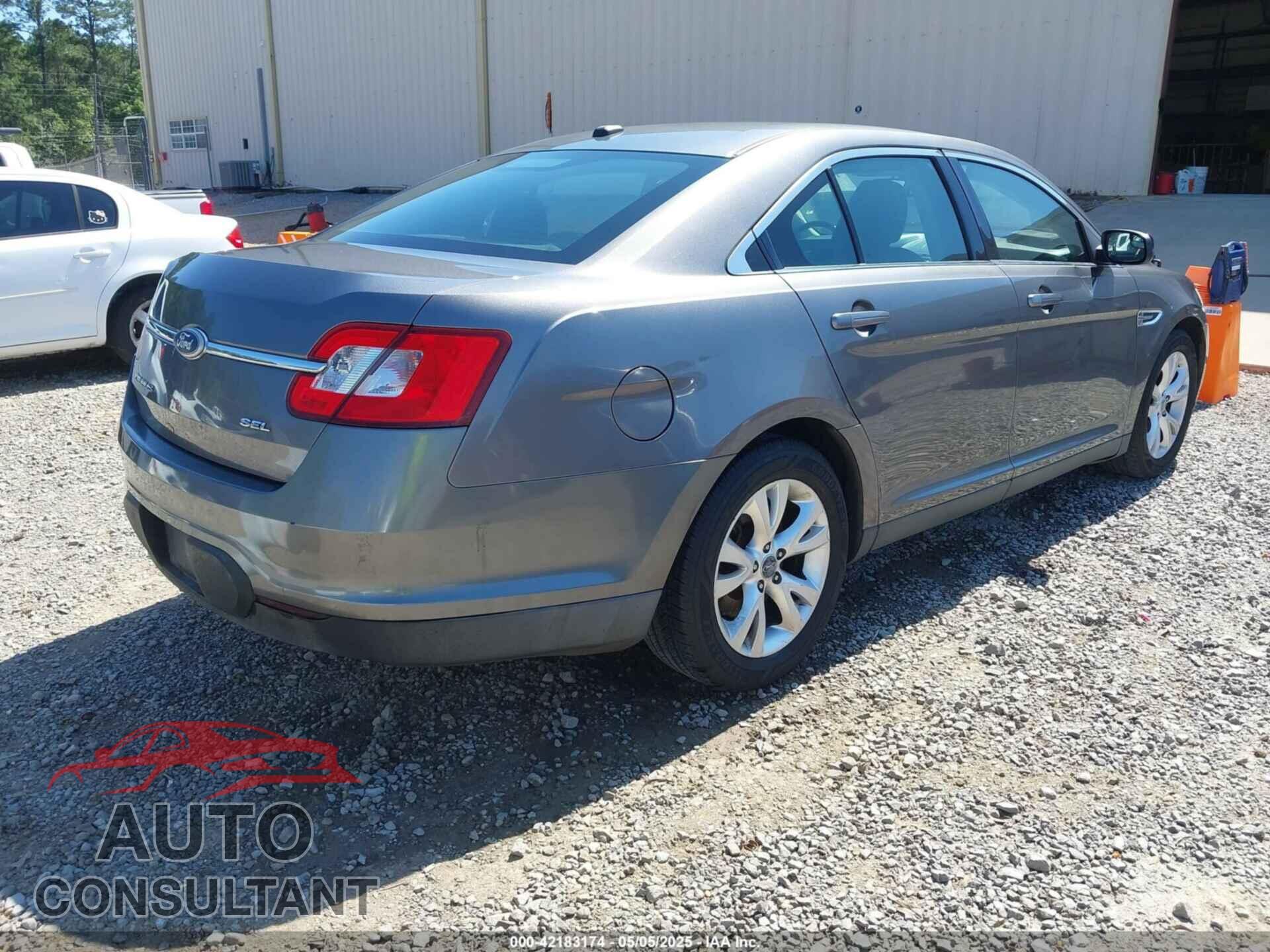 FORD TAURUS 2011 - 1FAHP2EW2BG105615