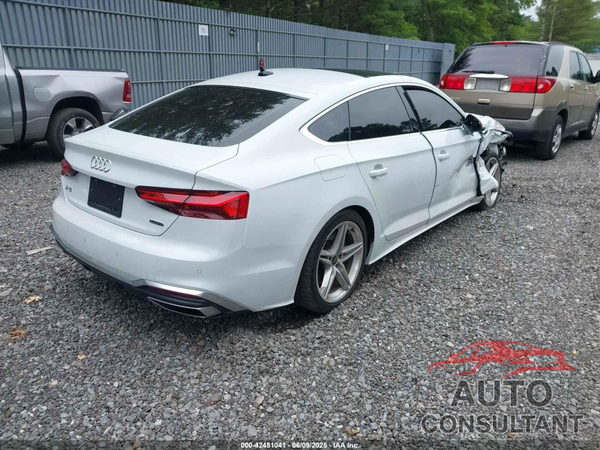 AUDI A5 SPORTBACK 2022 - WAUFACF53NA016364
