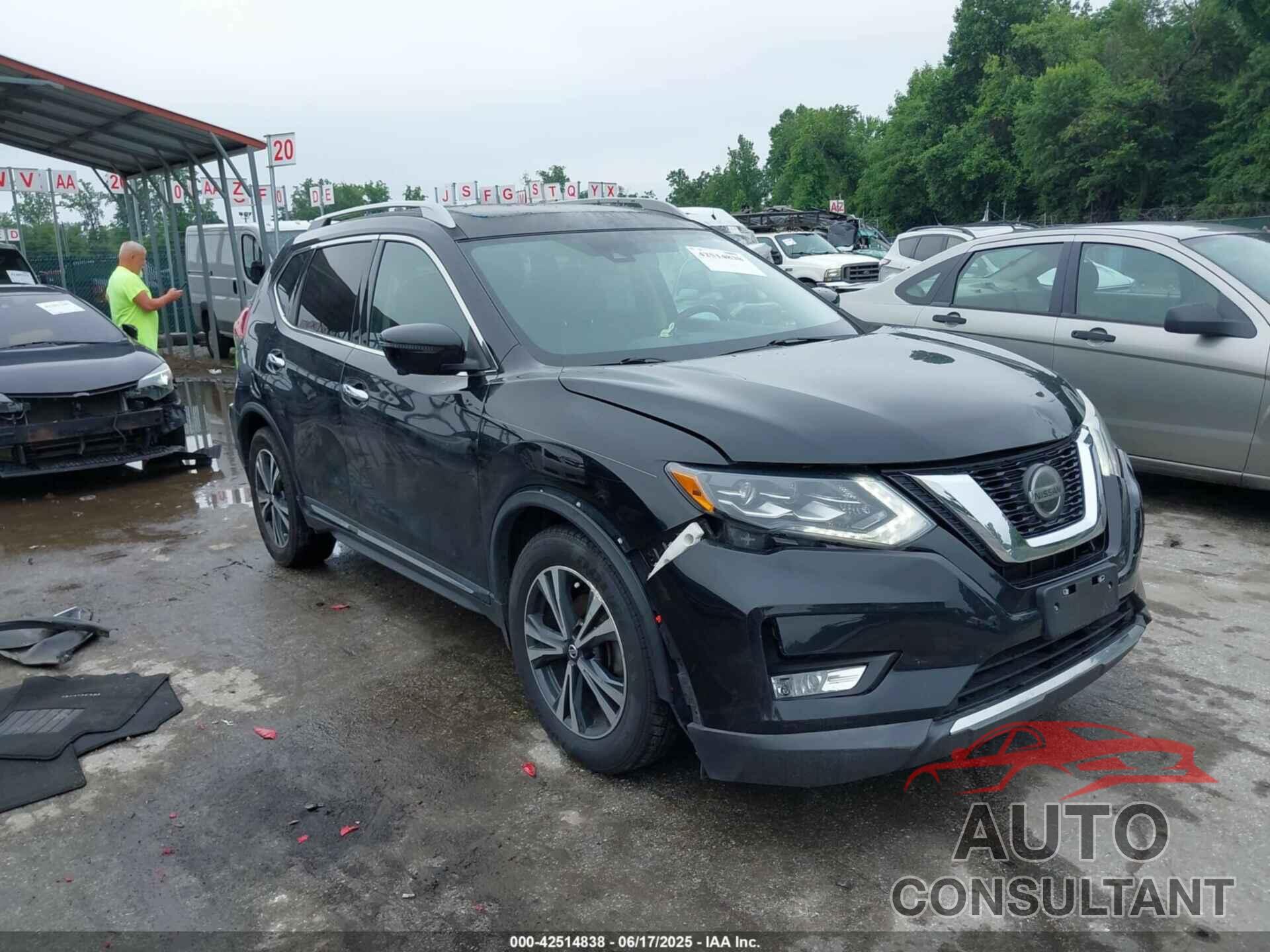 NISSAN ROGUE 2018 - 5N1AT2MV3JC715041