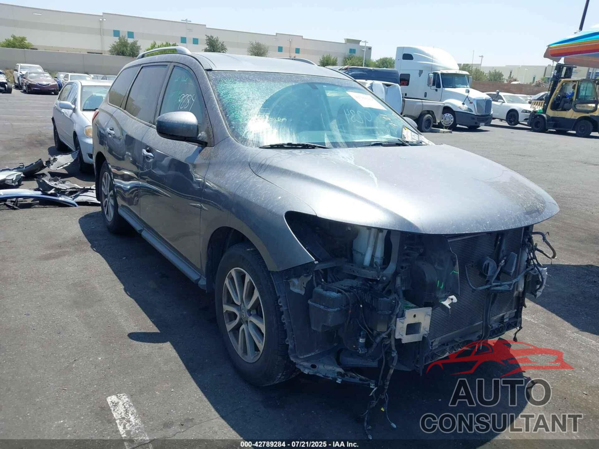 NISSAN PATHFINDER 2015 - 5N1AR2MN1FC613114