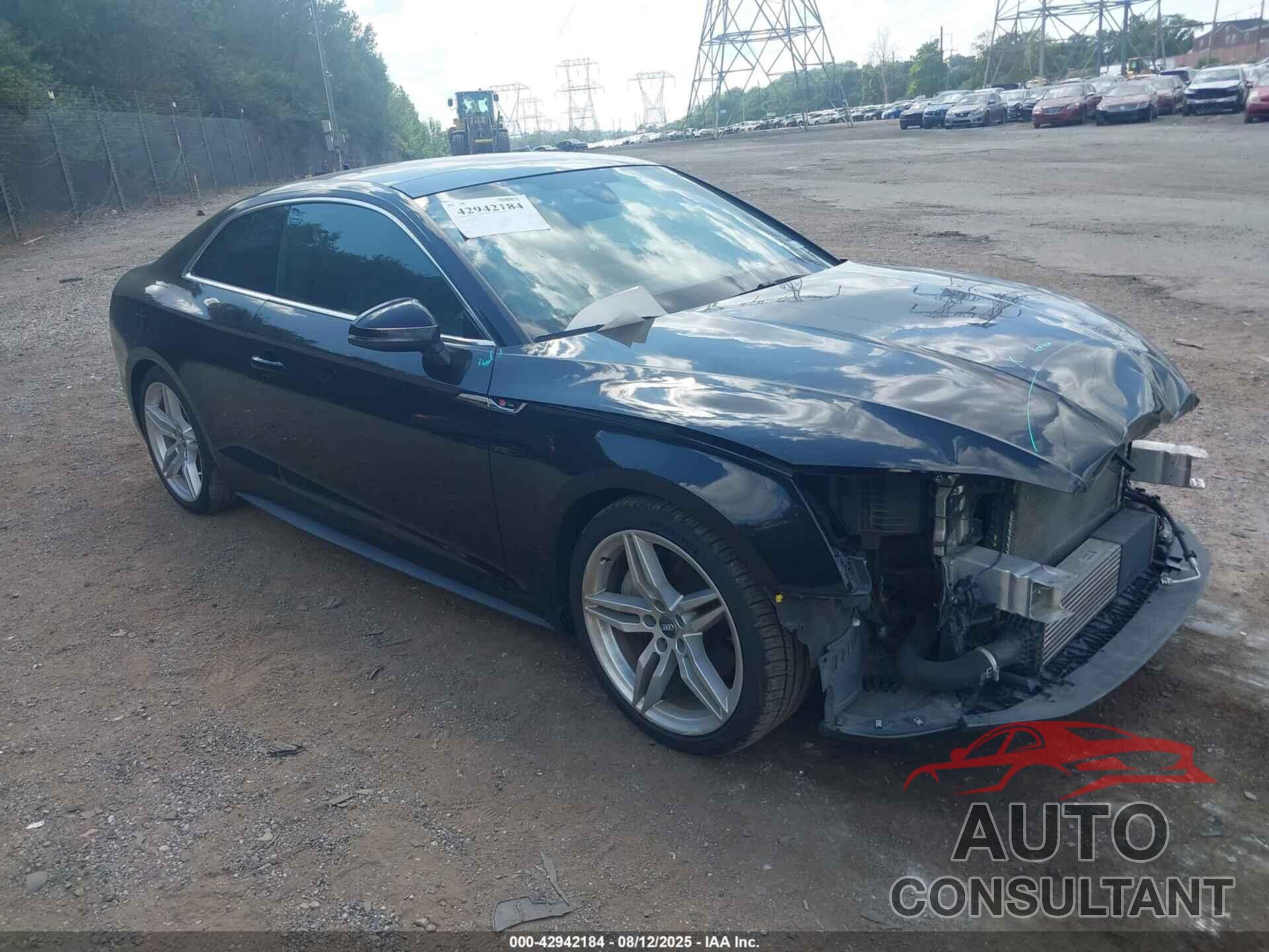 AUDI A5 2018 - WAUTNAF56JA011360