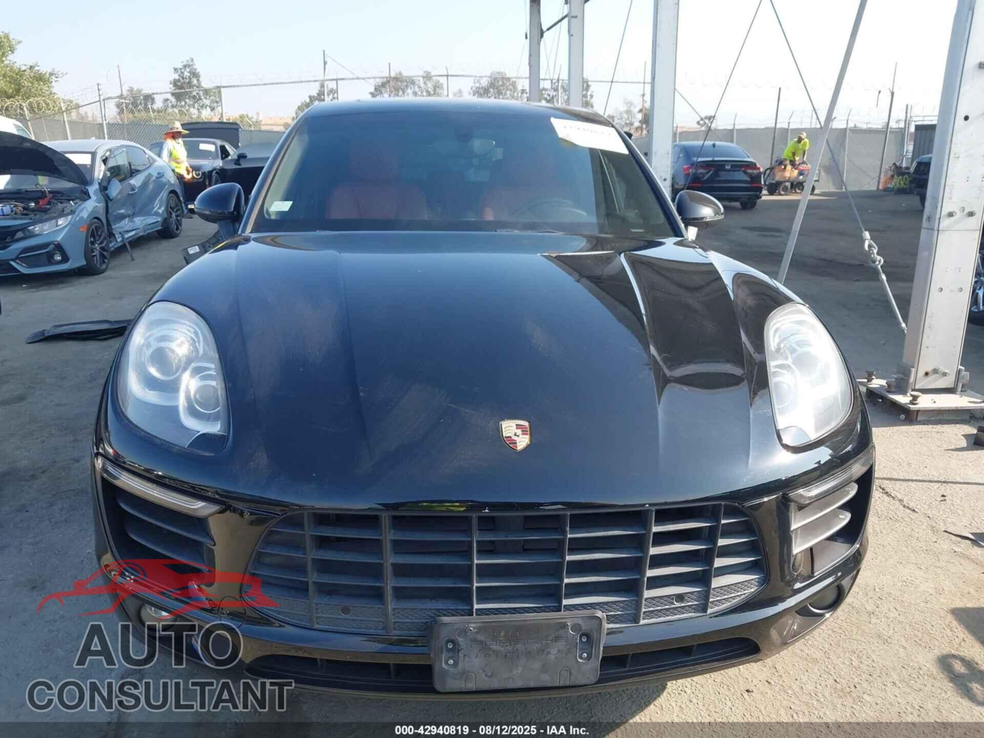 PORSCHE MACAN 2015 - WP1AB2A58FLB42655