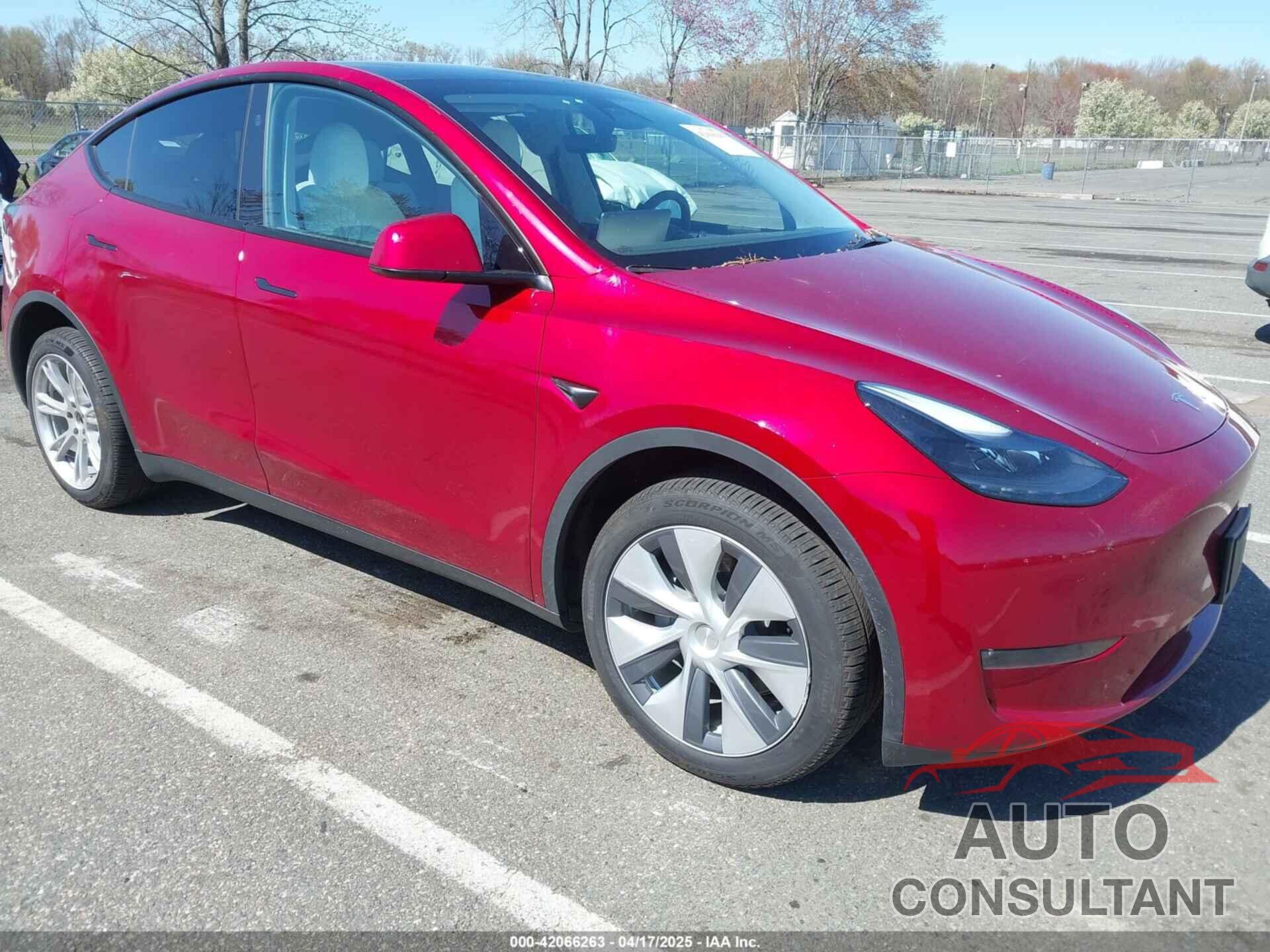 TESLA MODEL Y 2024 - 7SAYGDEEXRA264495