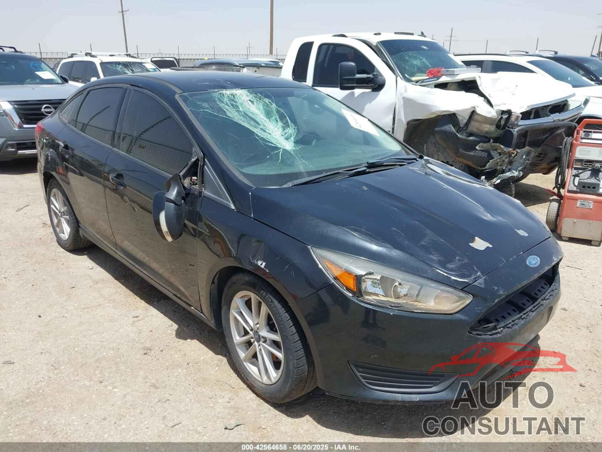 FORD FOCUS 2017 - 1FADP3F24HL229787