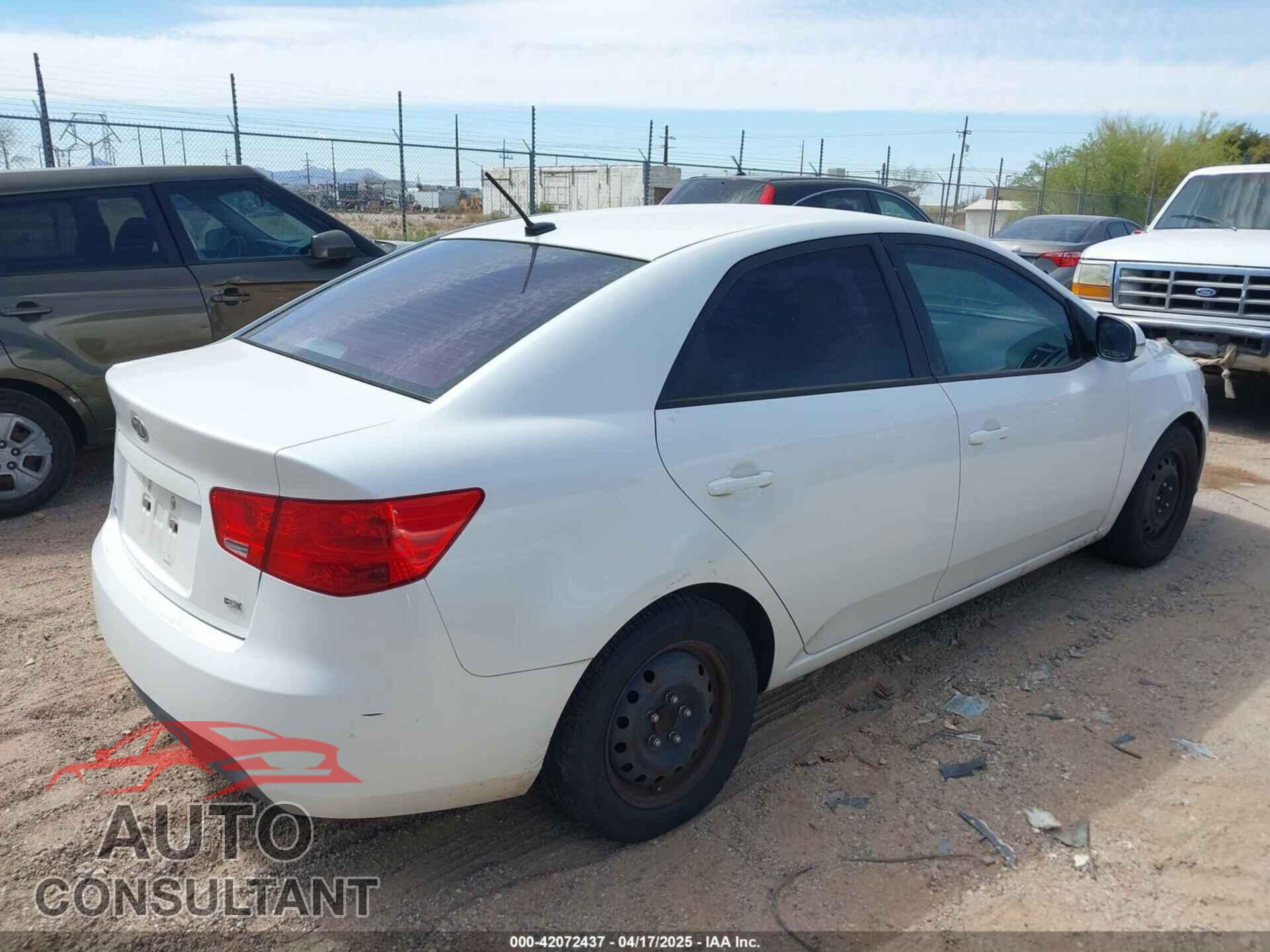 KIA FORTE 2011 - KNAFU4A29B5377256